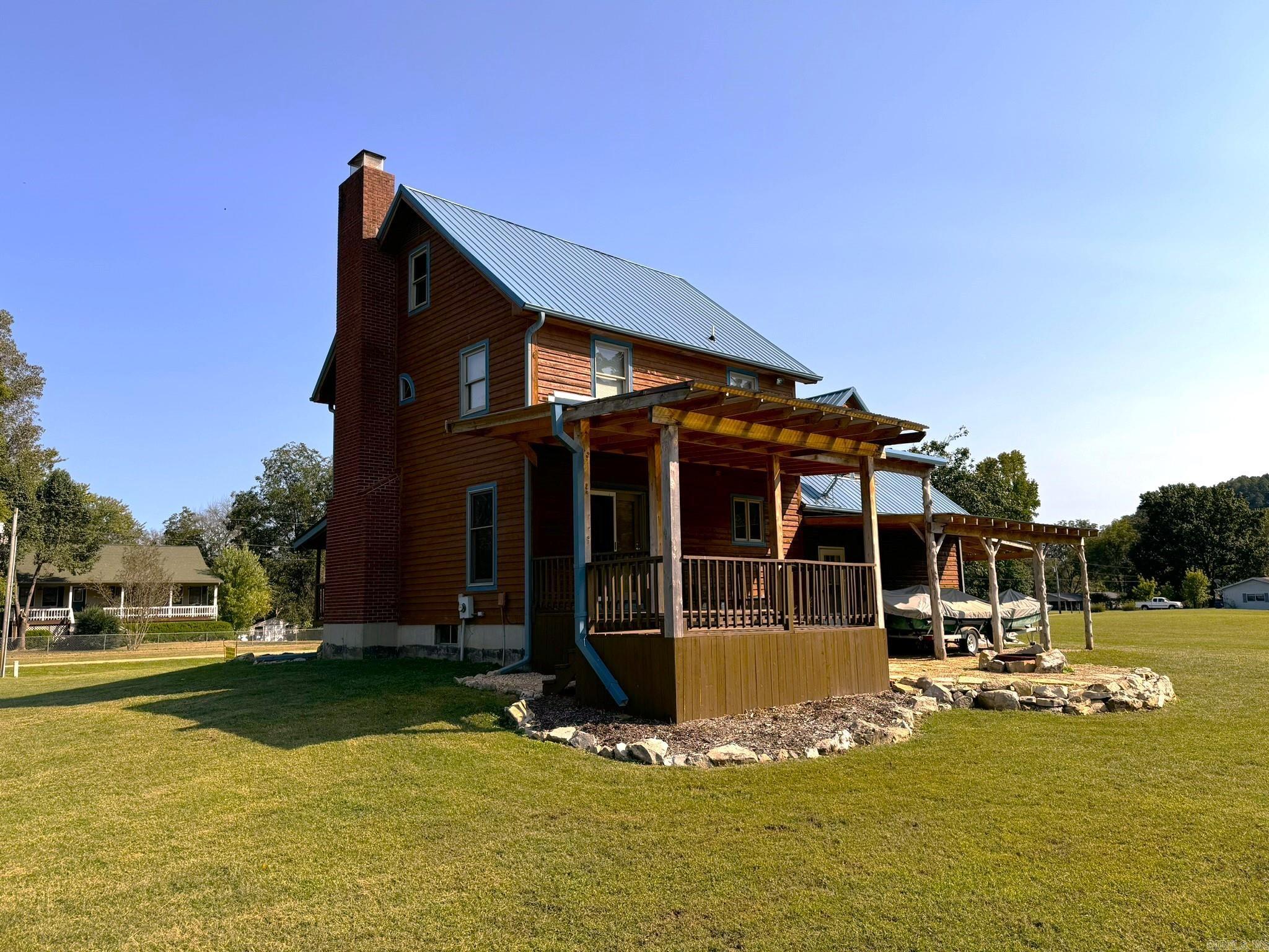 1275 Riverview  Norfork, AR