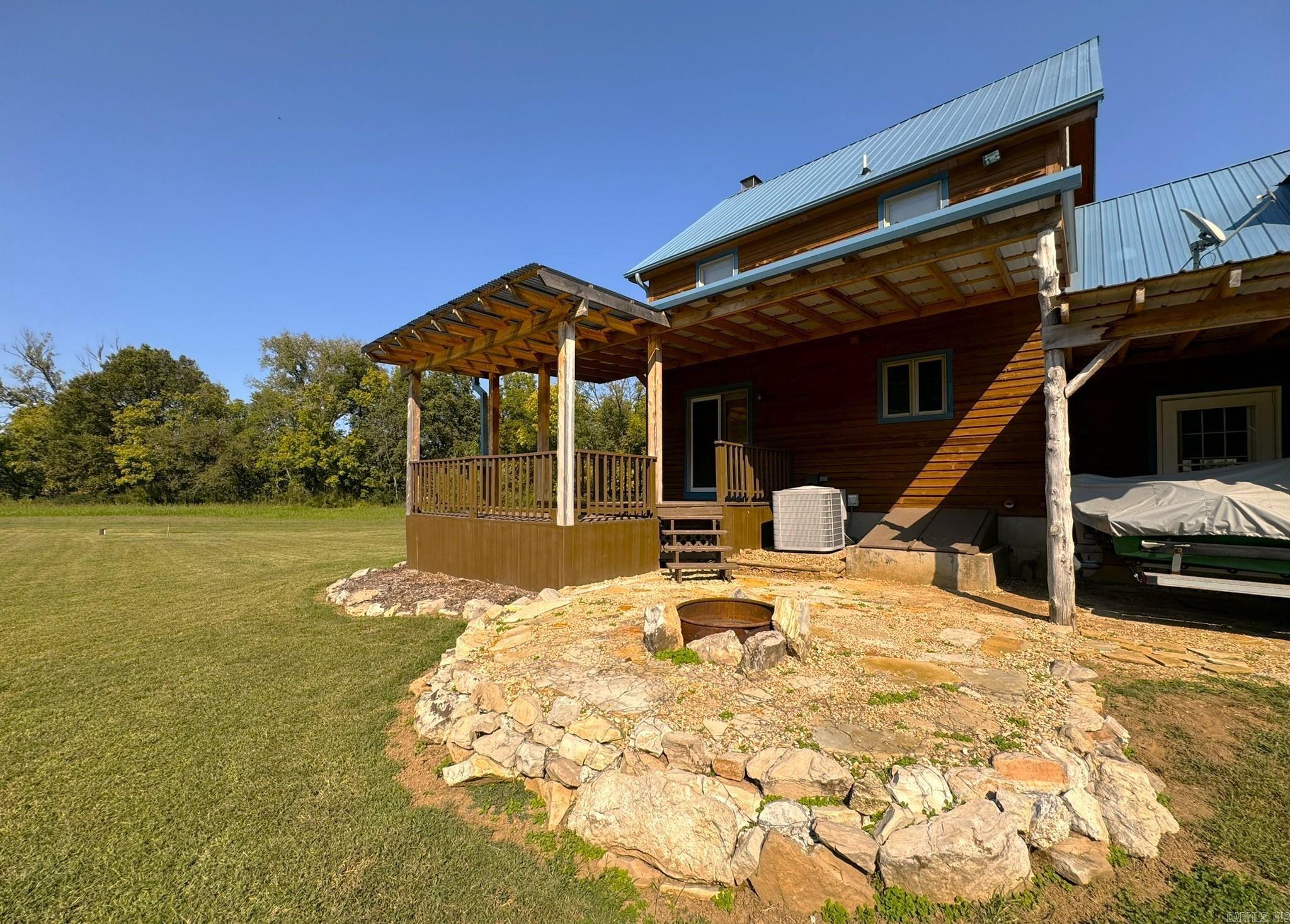 1275 Riverview  Norfork, AR