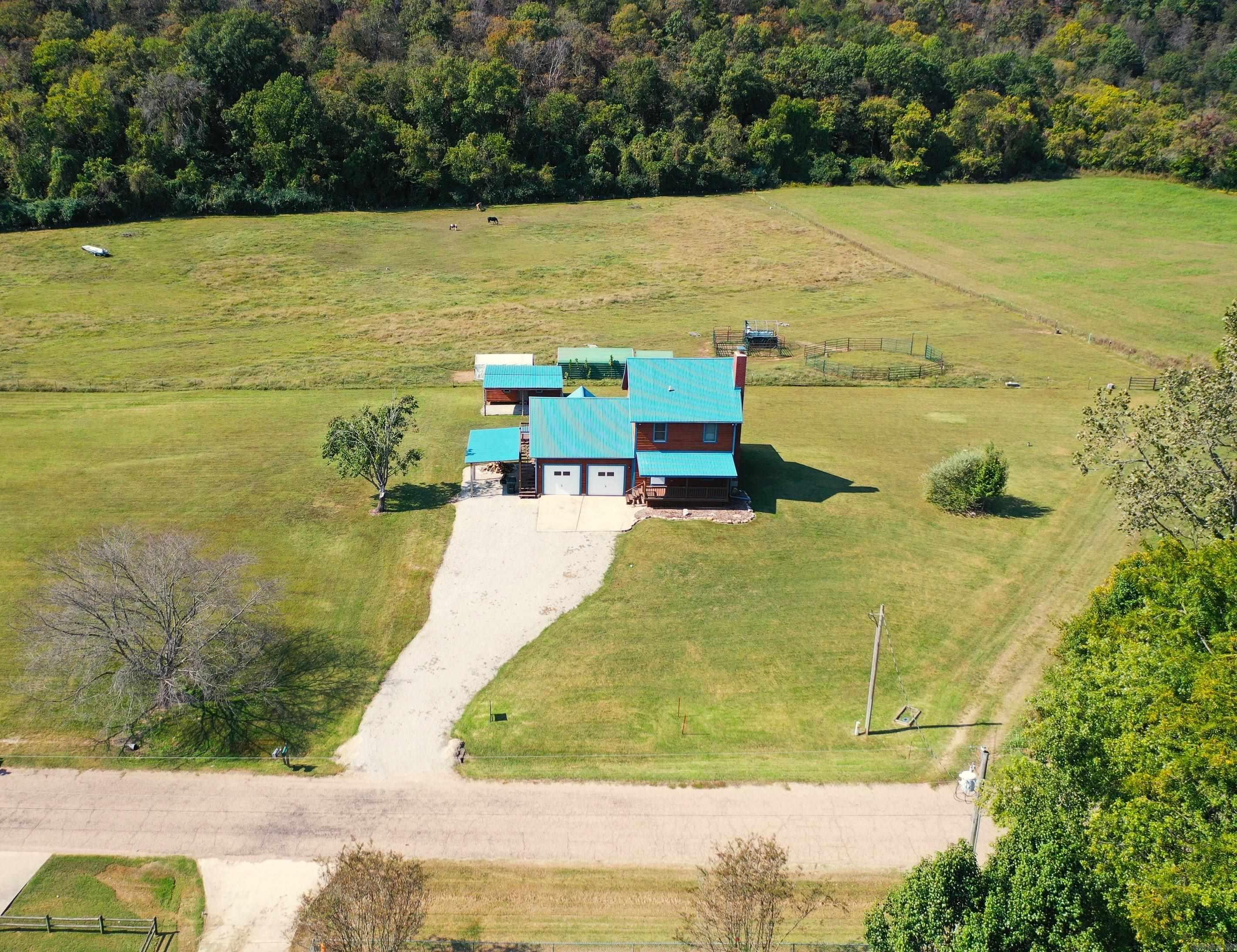 1275 Riverview  Norfork, AR