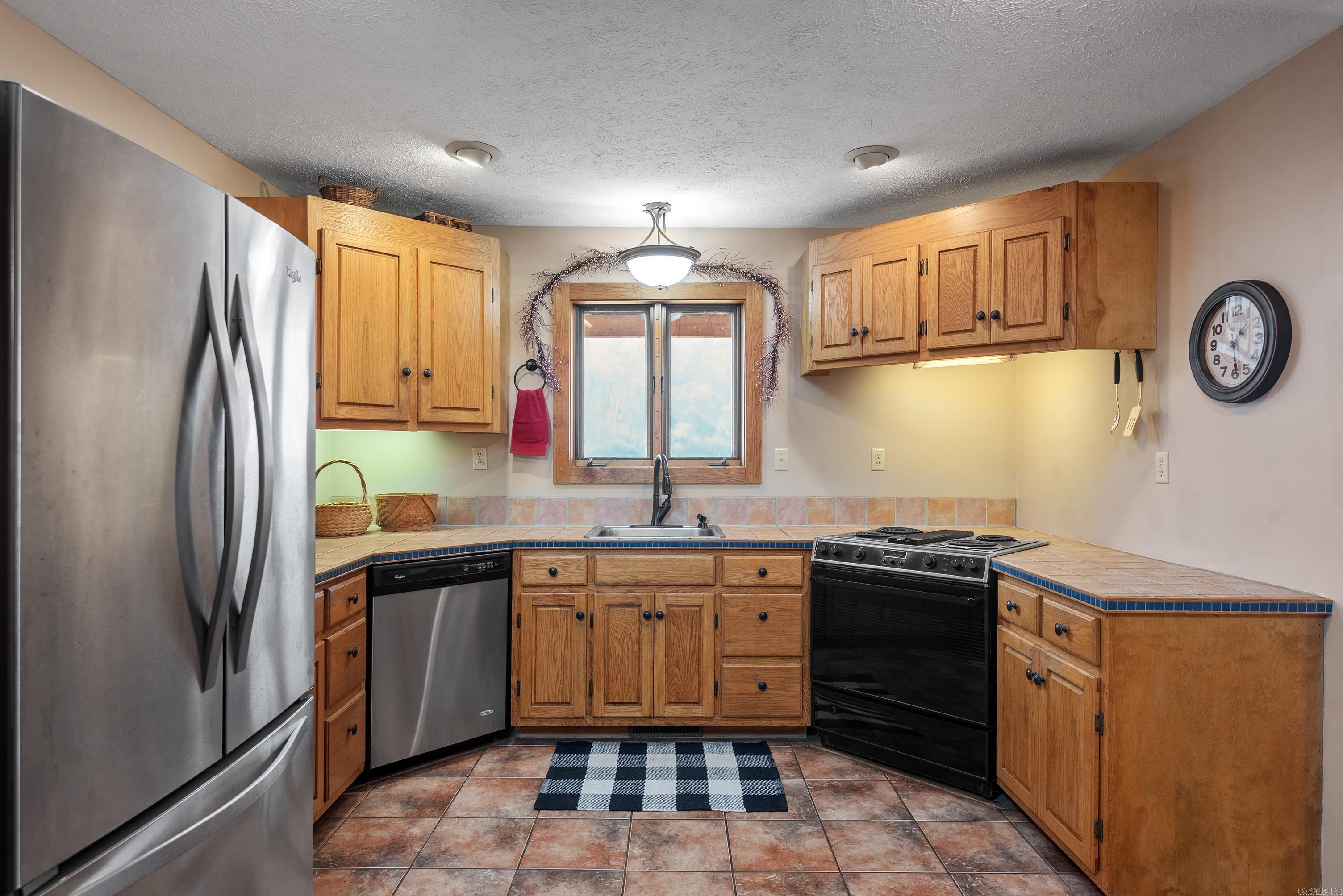 1275 Riverview  Norfork, AR