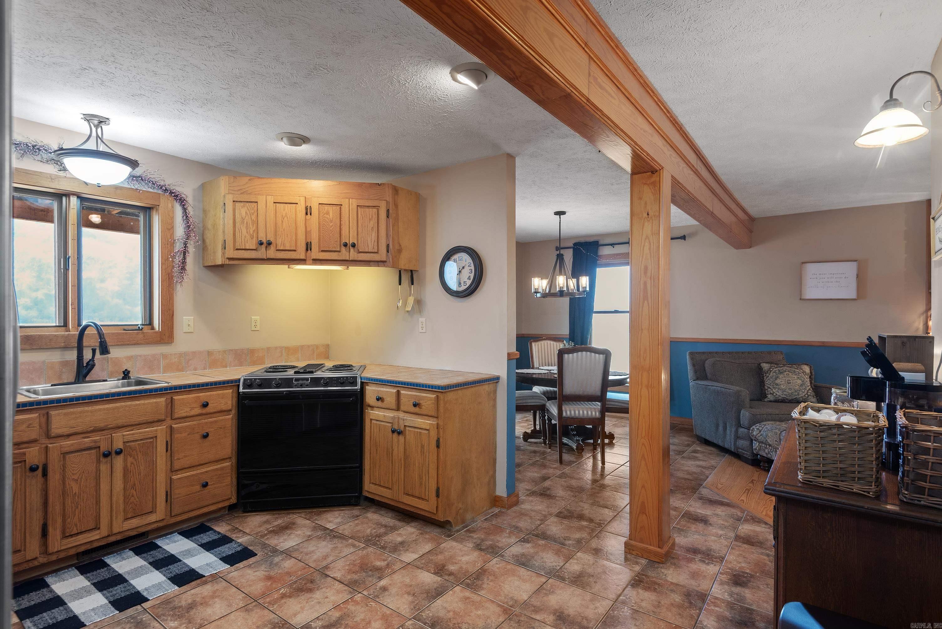 1275 Riverview  Norfork, AR