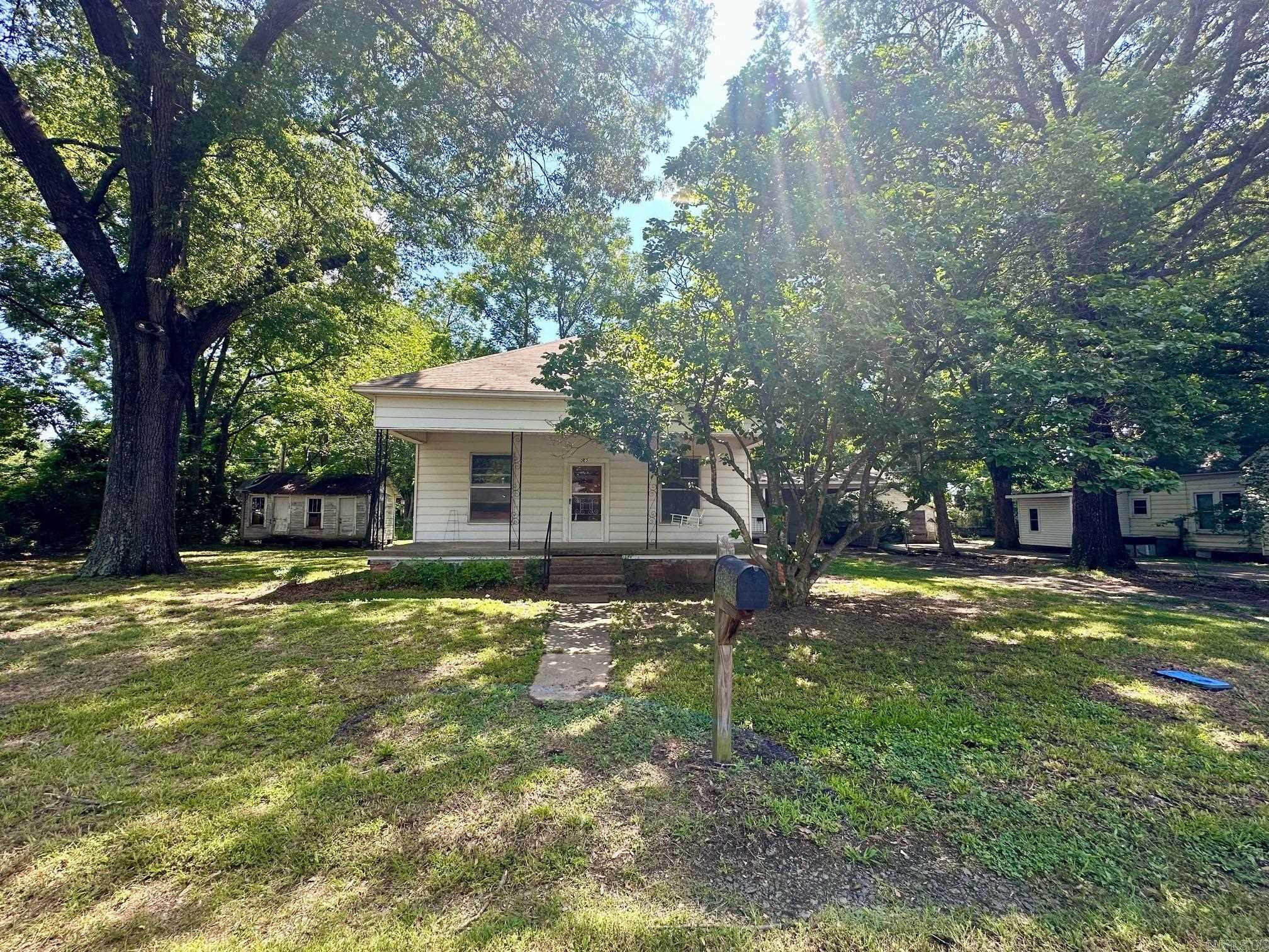 202 N Elm Street  Bald Knob, AR