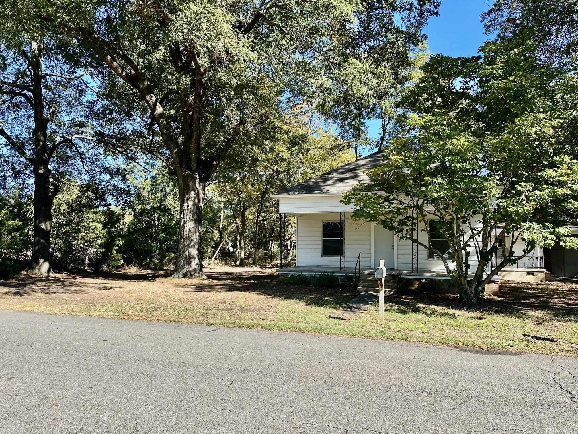 202 N Elm Street  Bald Knob, AR