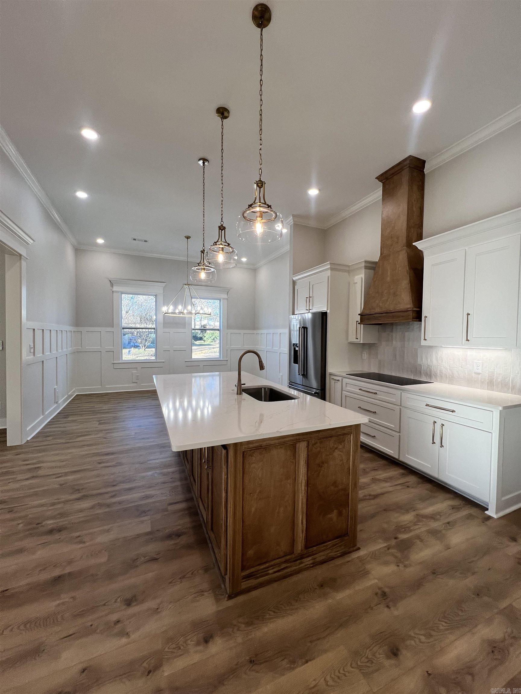 307 E Center  Searcy, AR