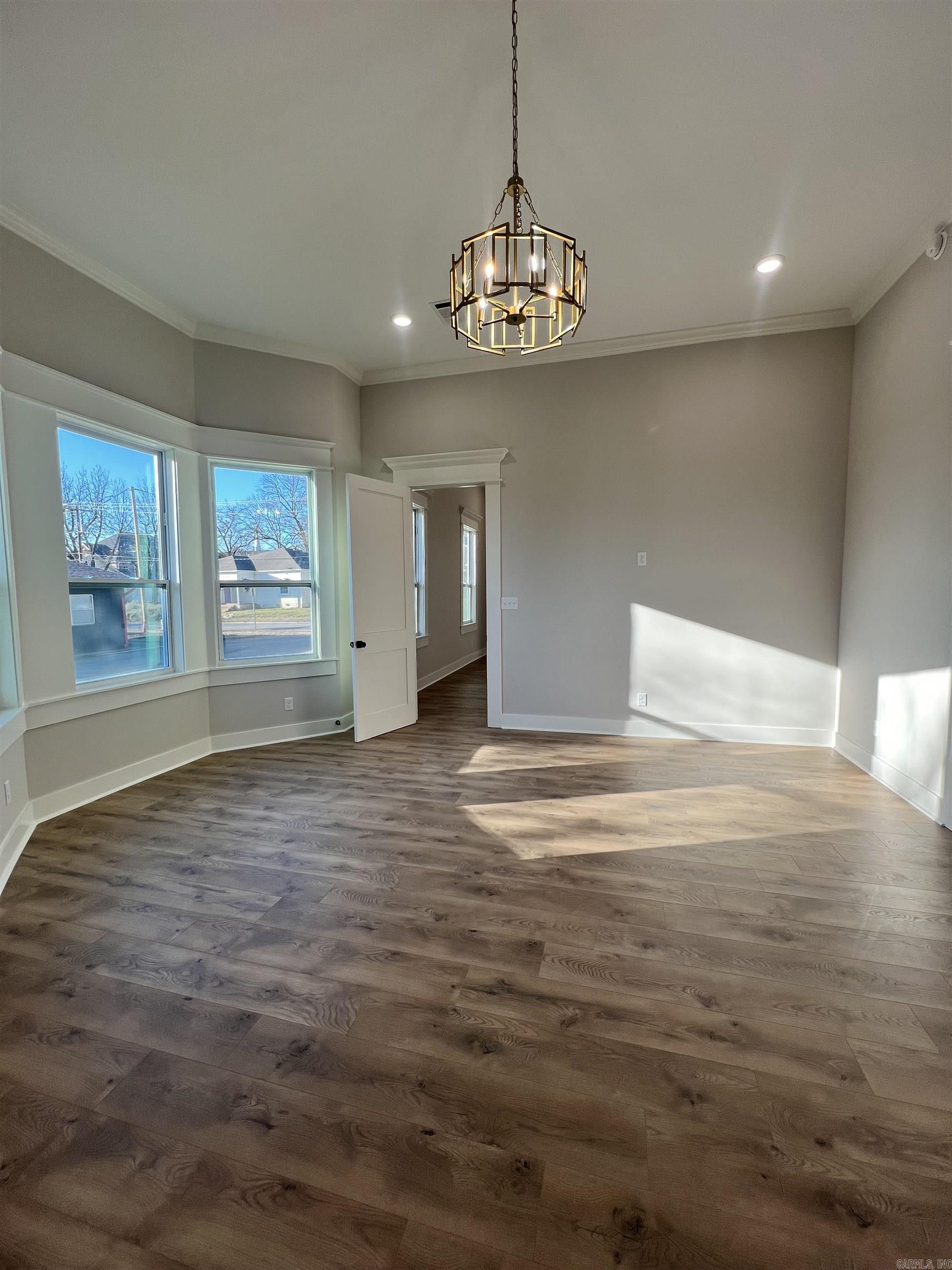 307 E Center  Searcy, AR