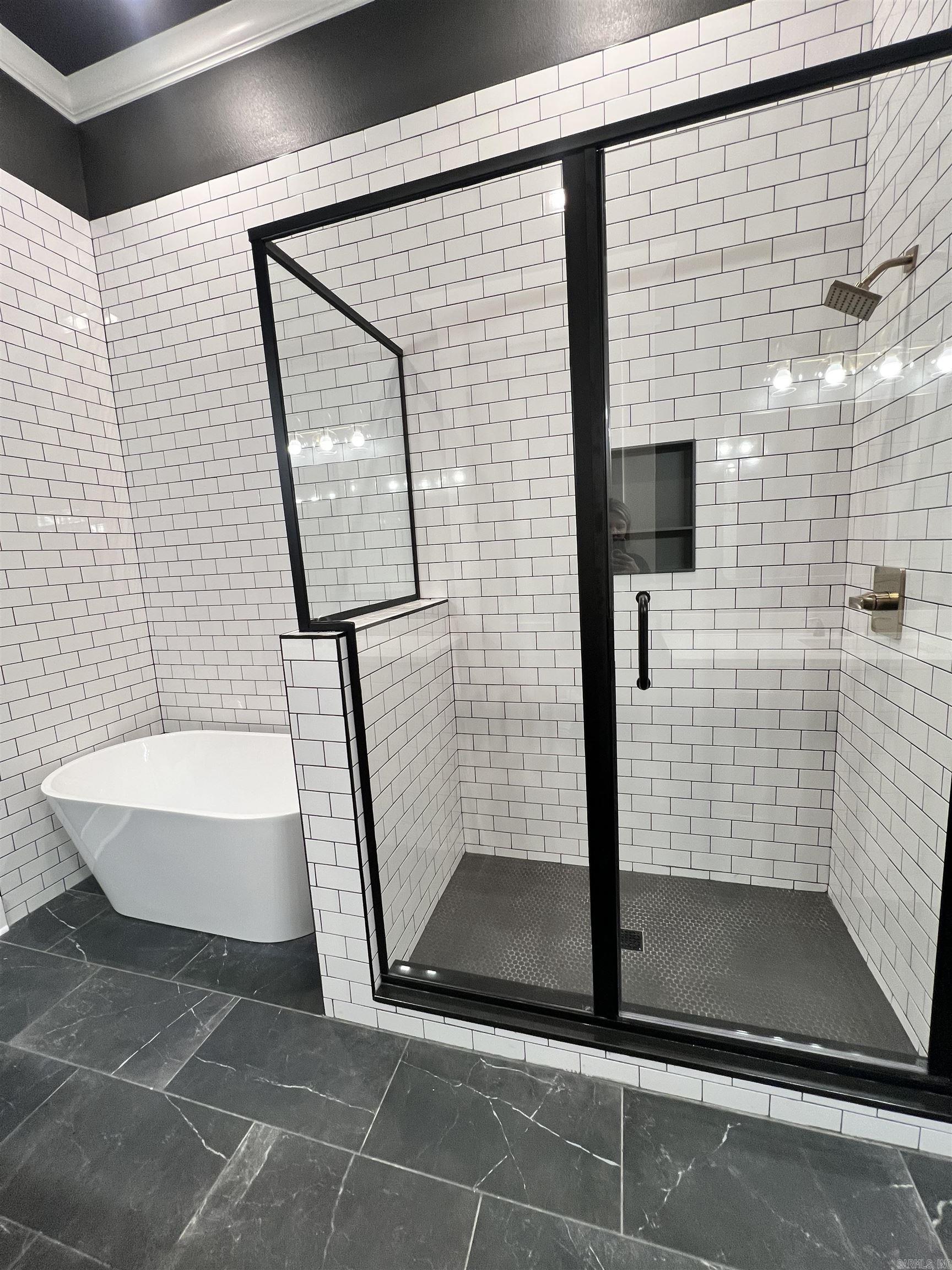 307 E Center  Searcy, AR