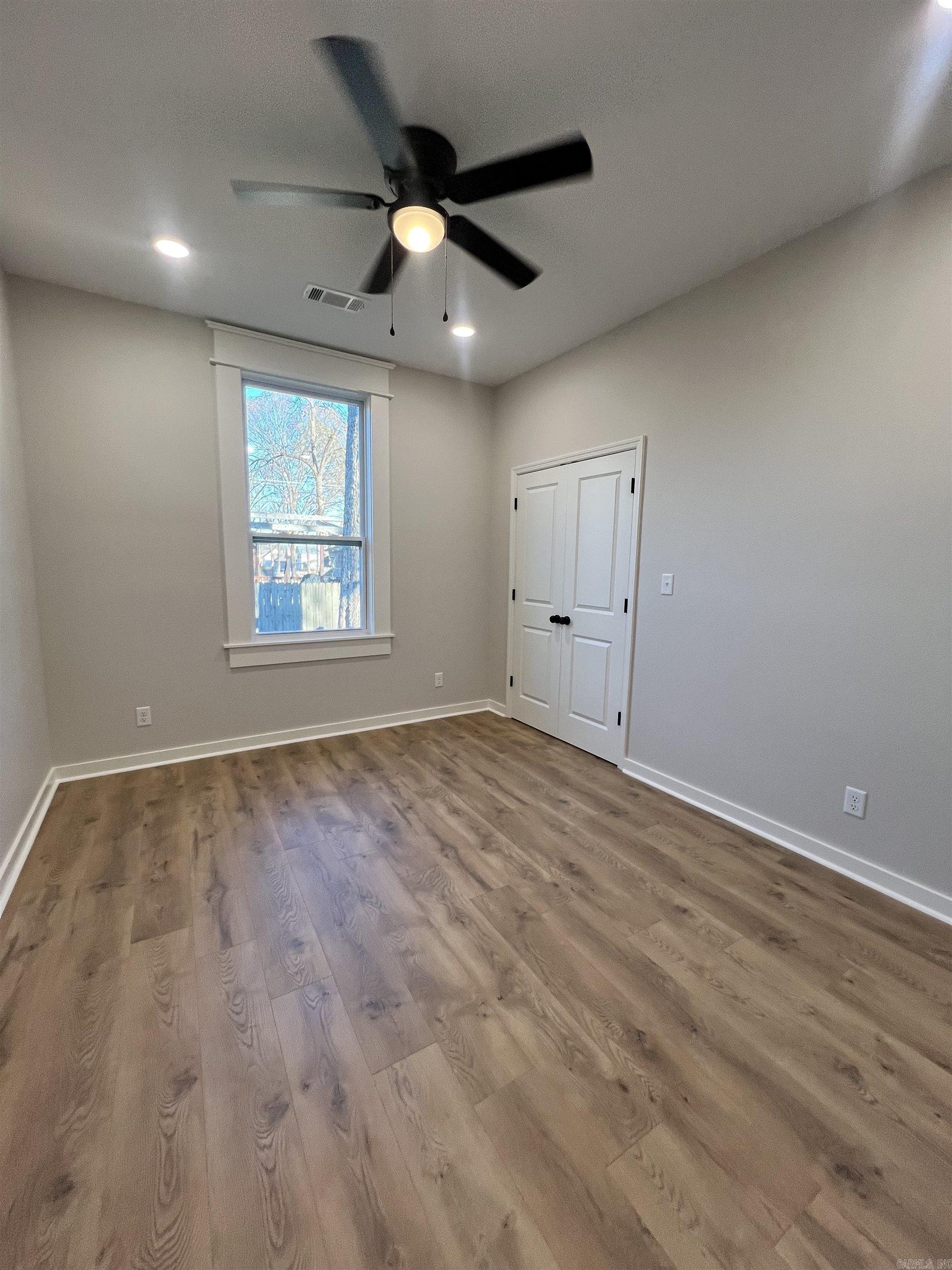 307 E Center  Searcy, AR