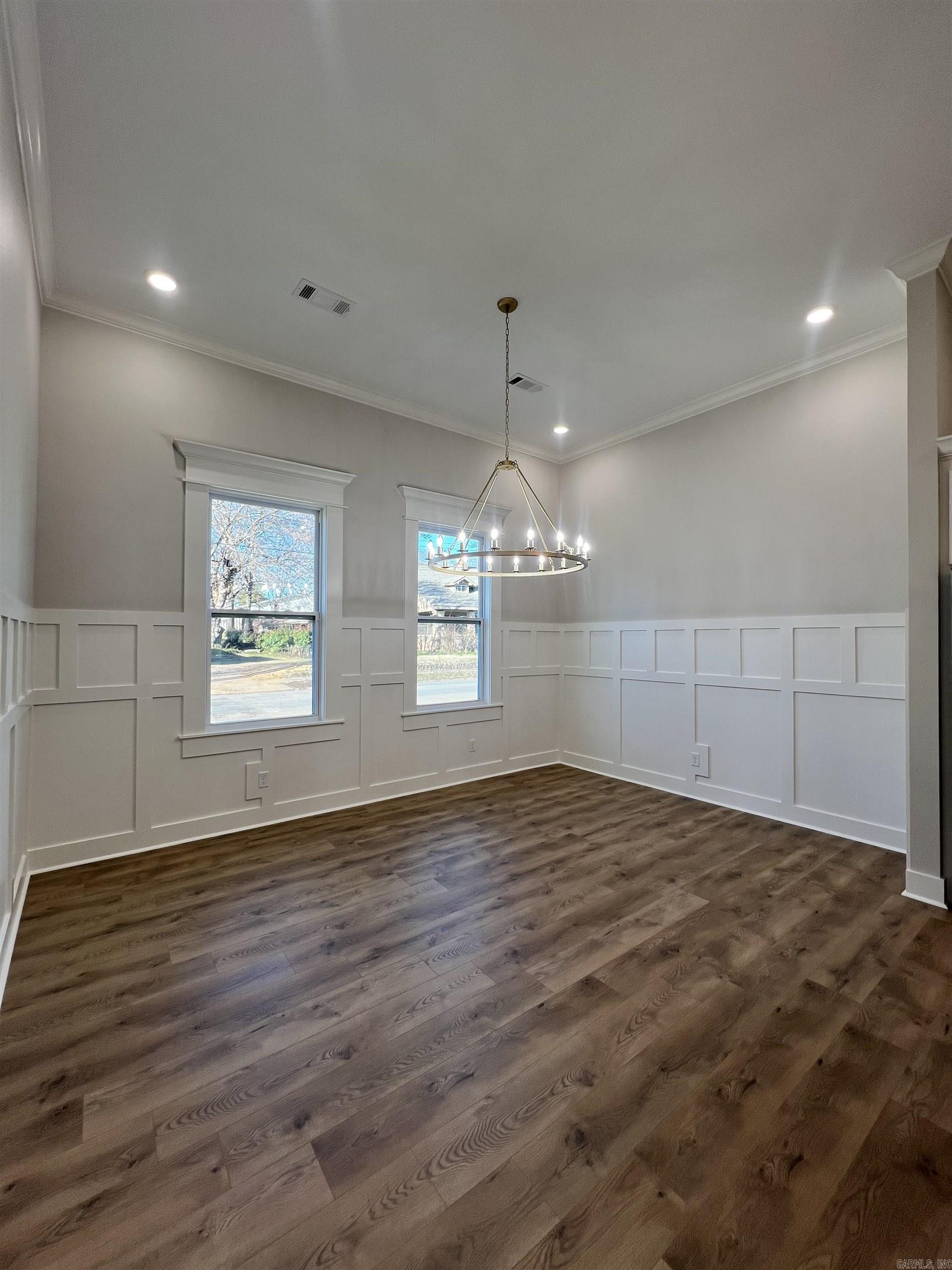 307 E Center  Searcy, AR