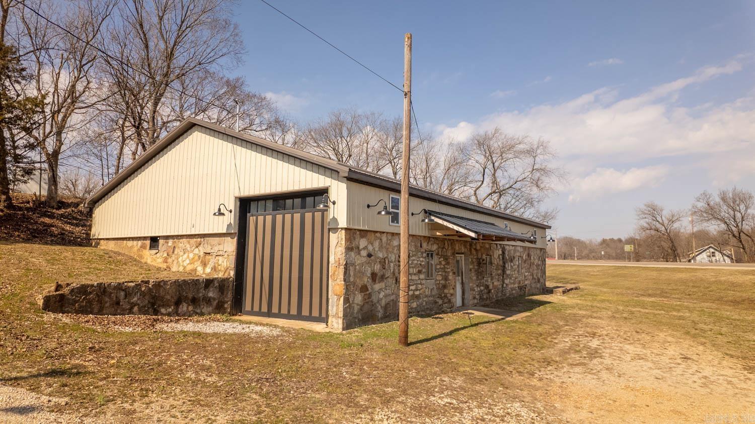 105 Couch Street  Alton, MO