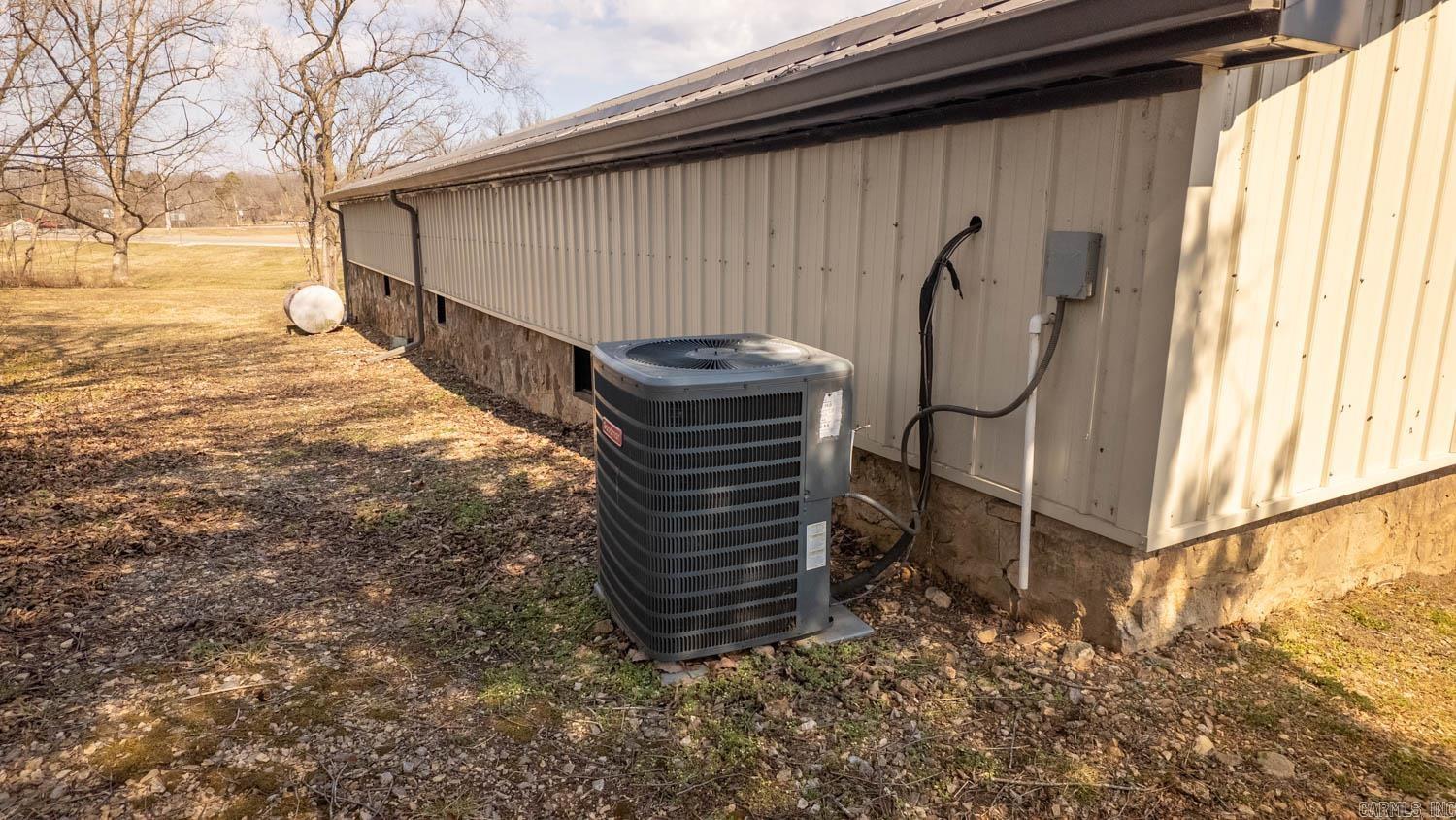 105 Couch Street  Alton, MO