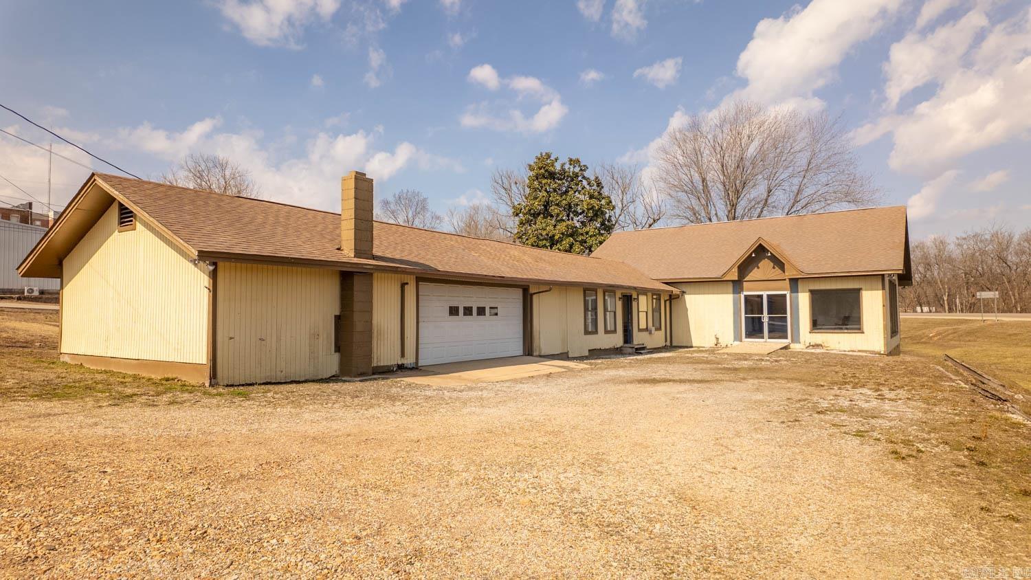 105 Couch Street  Alton, MO