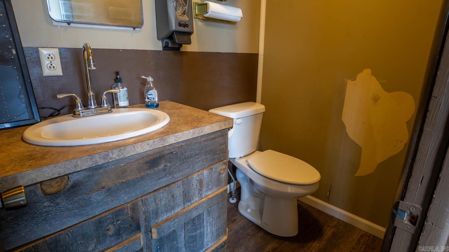 105 Couch Street  Alton, MO