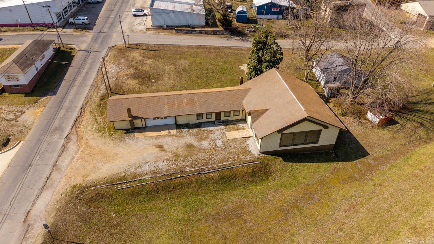 105 Couch Street  Alton, MO