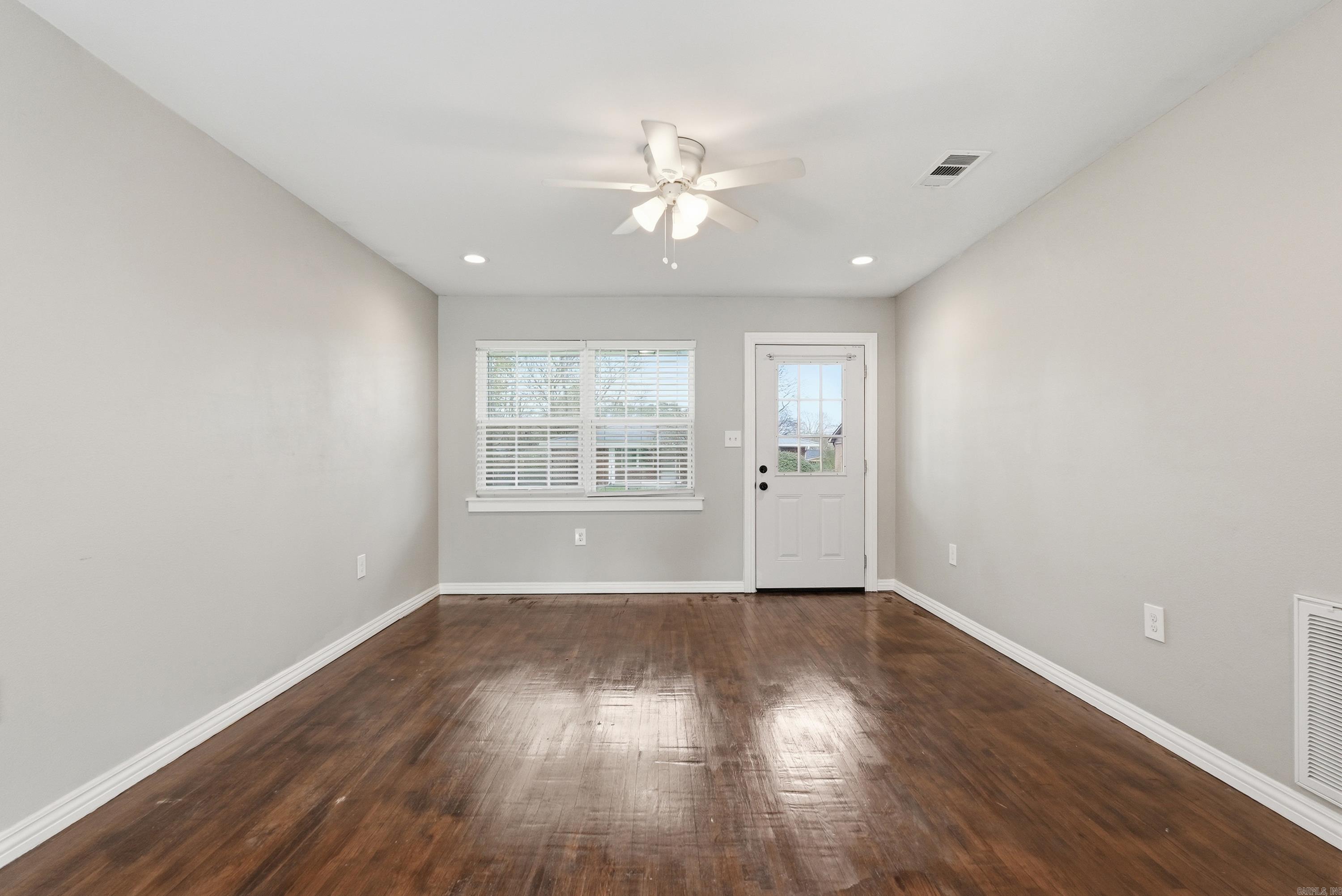 8915 Cloverhill  Little Rock, AR