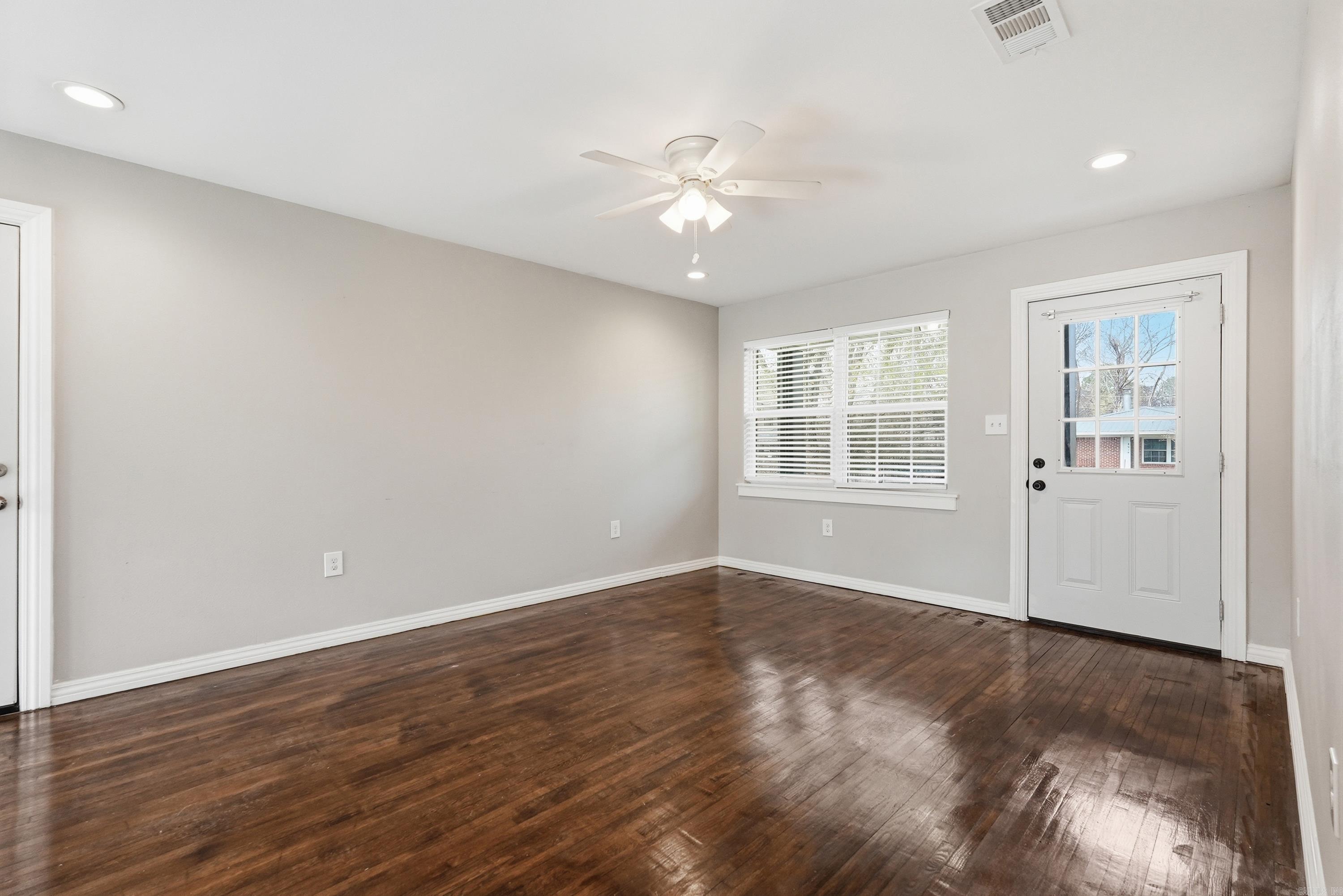 8915 Cloverhill  Little Rock, AR