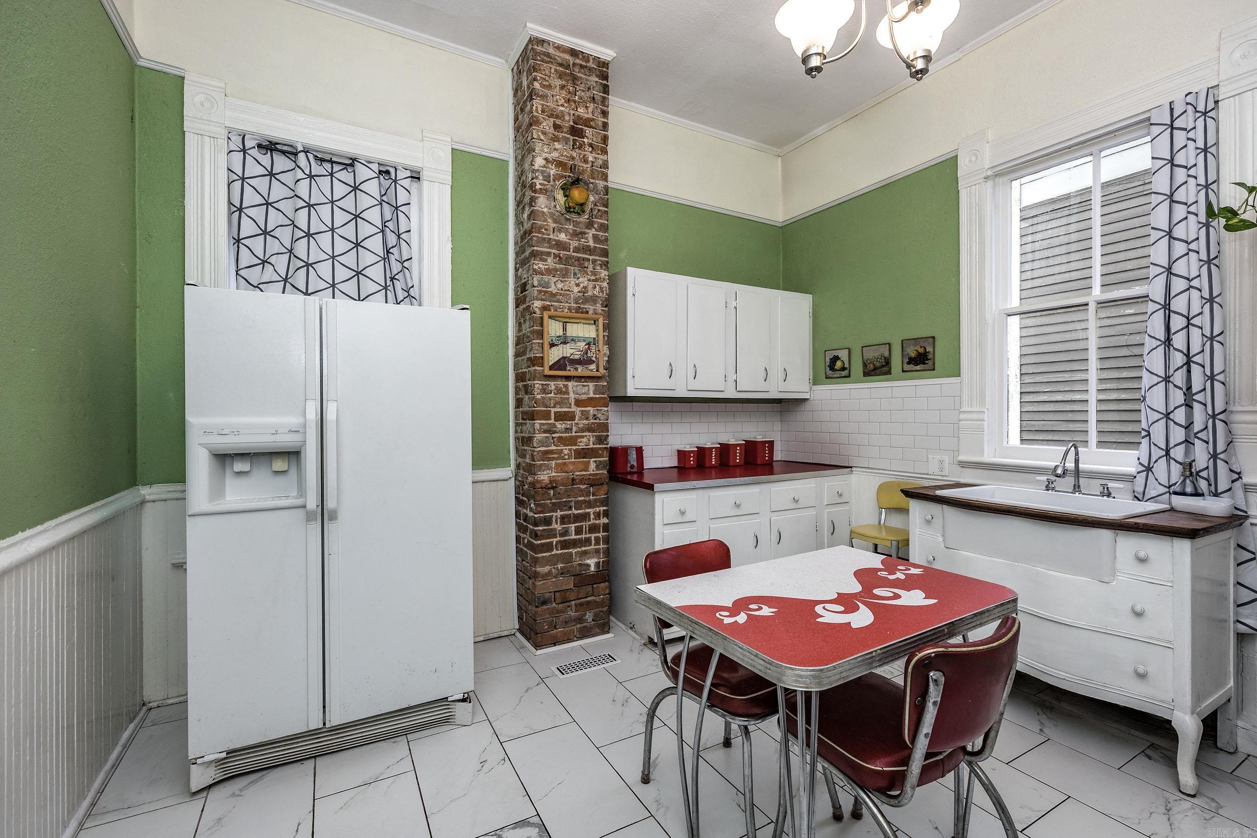 1403 S Center  Little Rock, AR