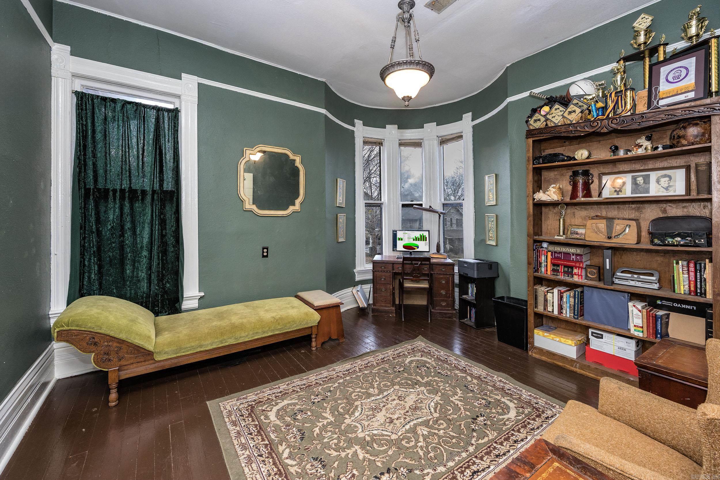 1403 S Center  Little Rock, AR