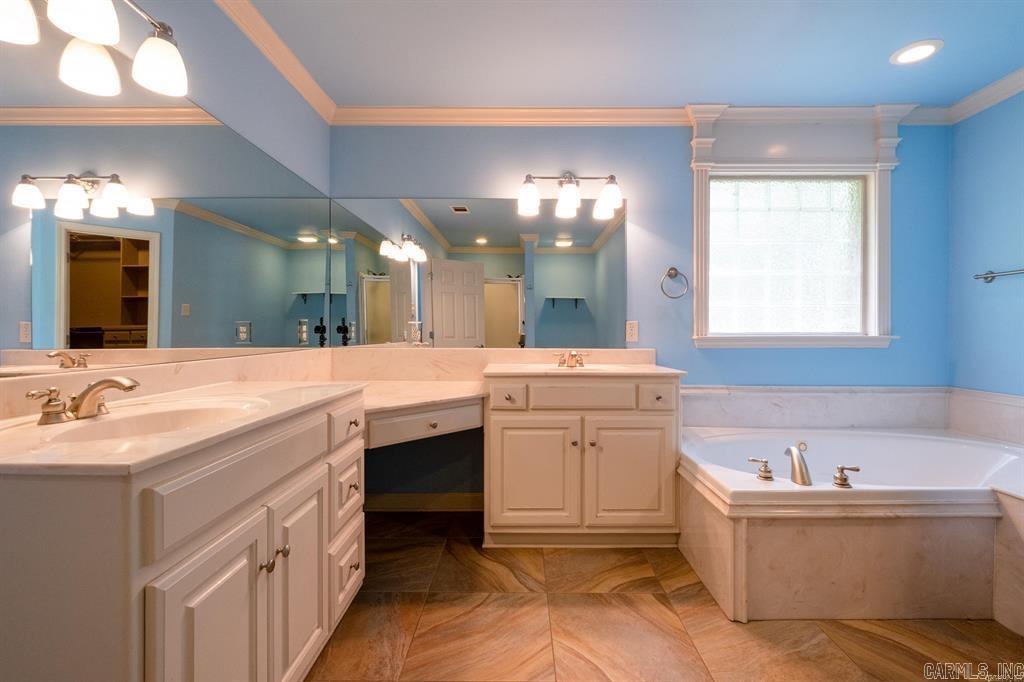 6949 Austin Bay Court  Sherwood, AR