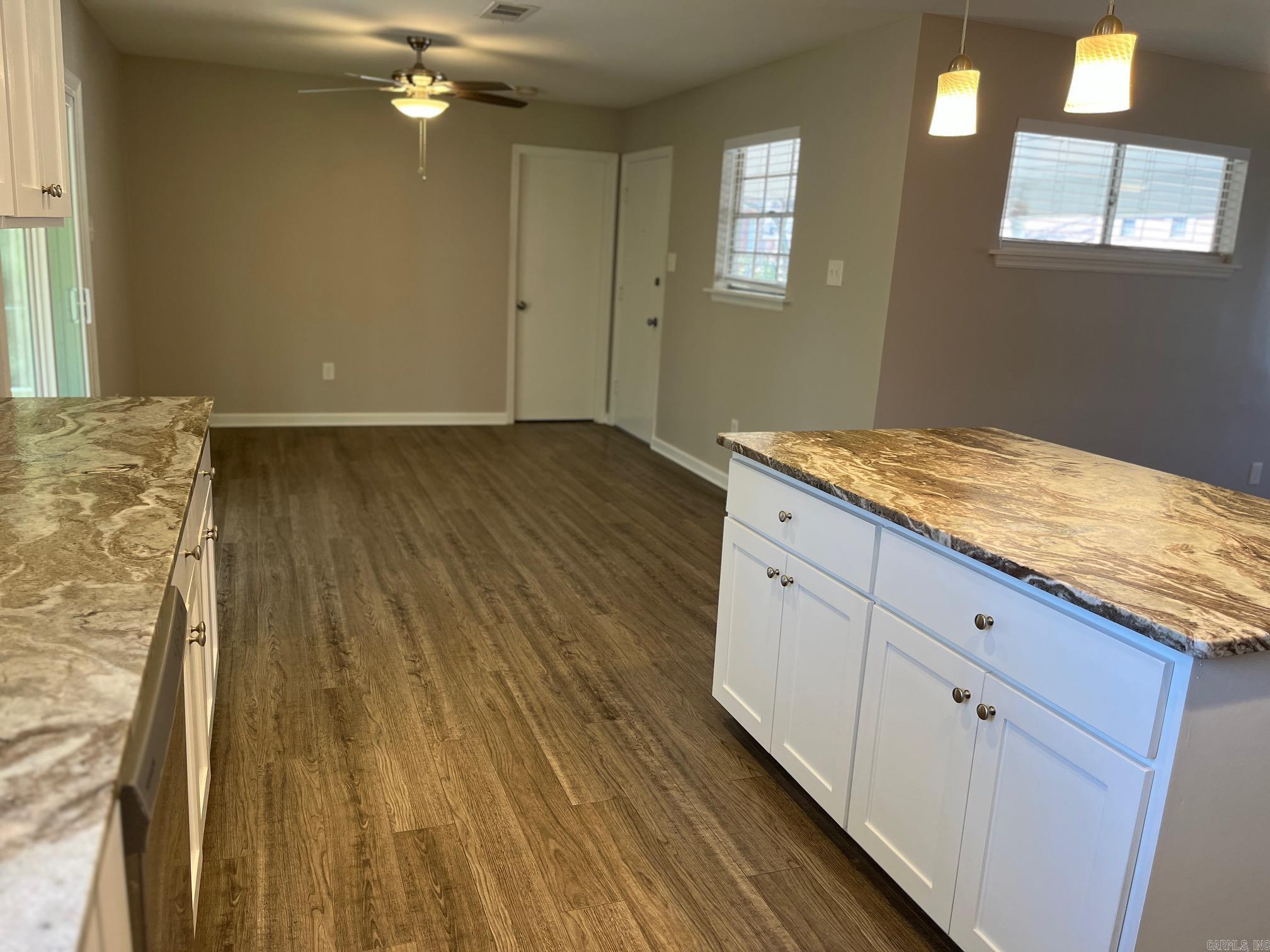 26 Warwick Road  Little Rock, AR