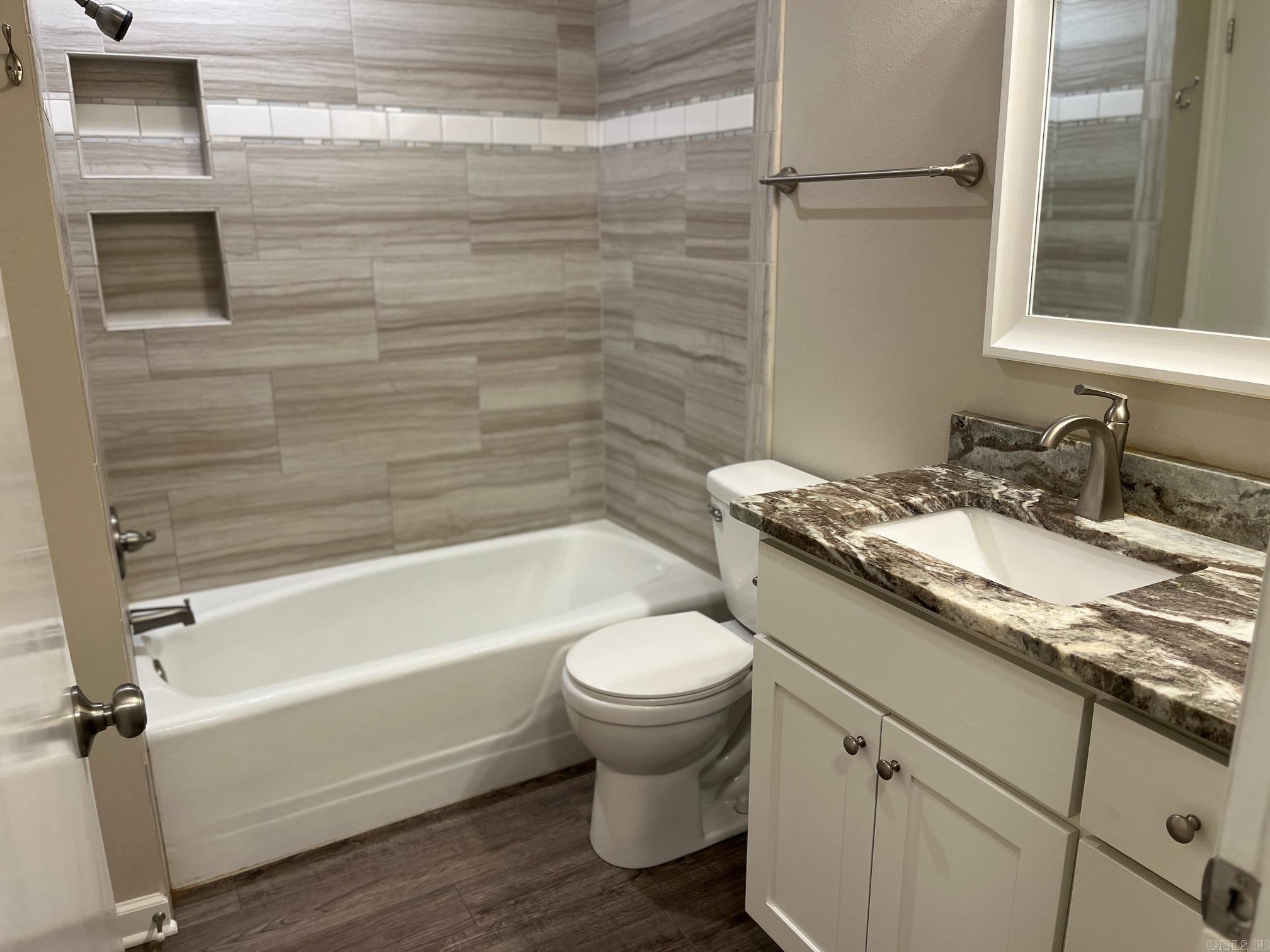 26 Warwick Road  Little Rock, AR