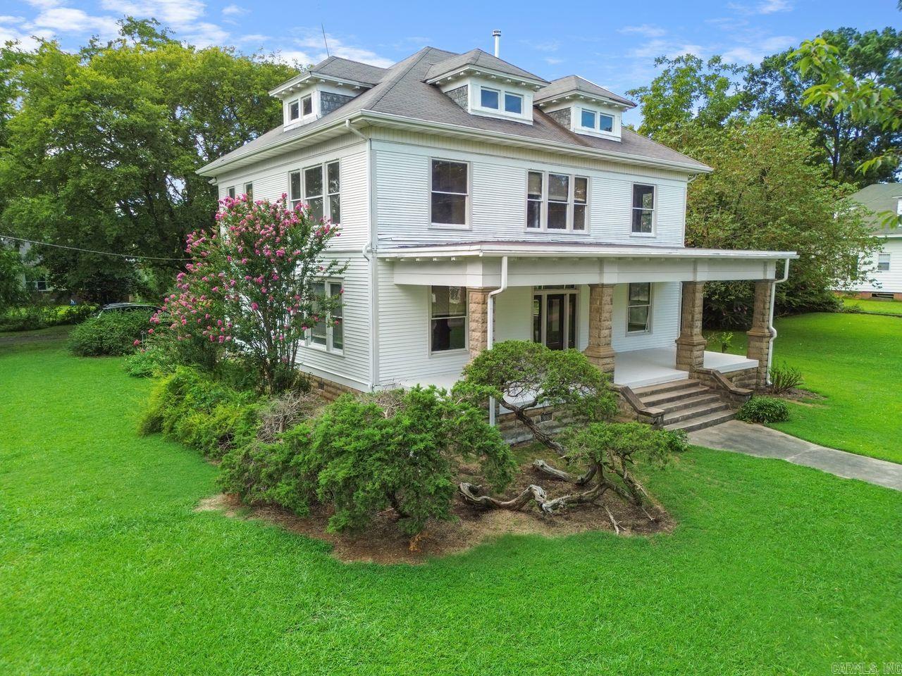 401 Ave 1 NE  Atkins, AR