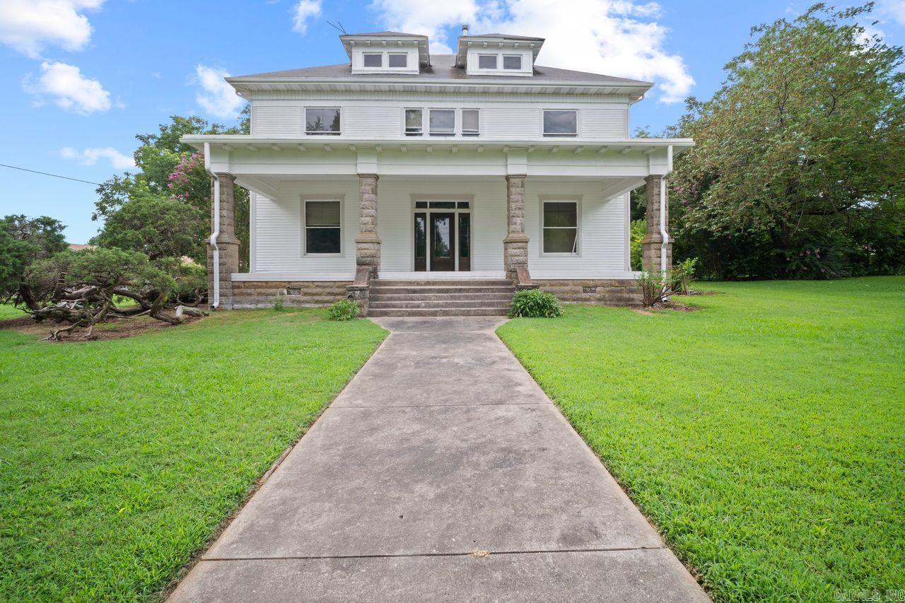 401 Ave 1 NE  Atkins, AR