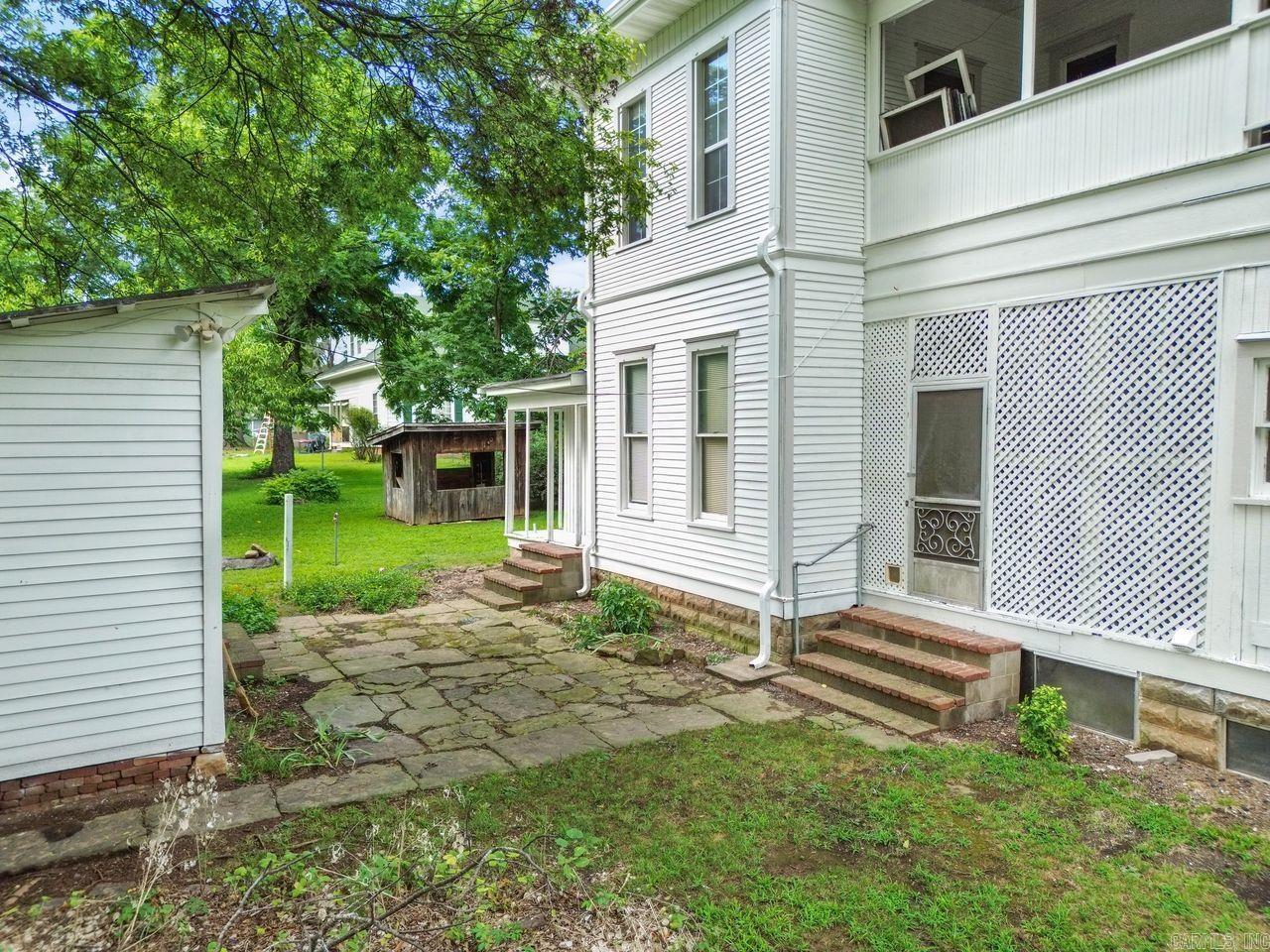 401 Ave 1 NE  Atkins, AR