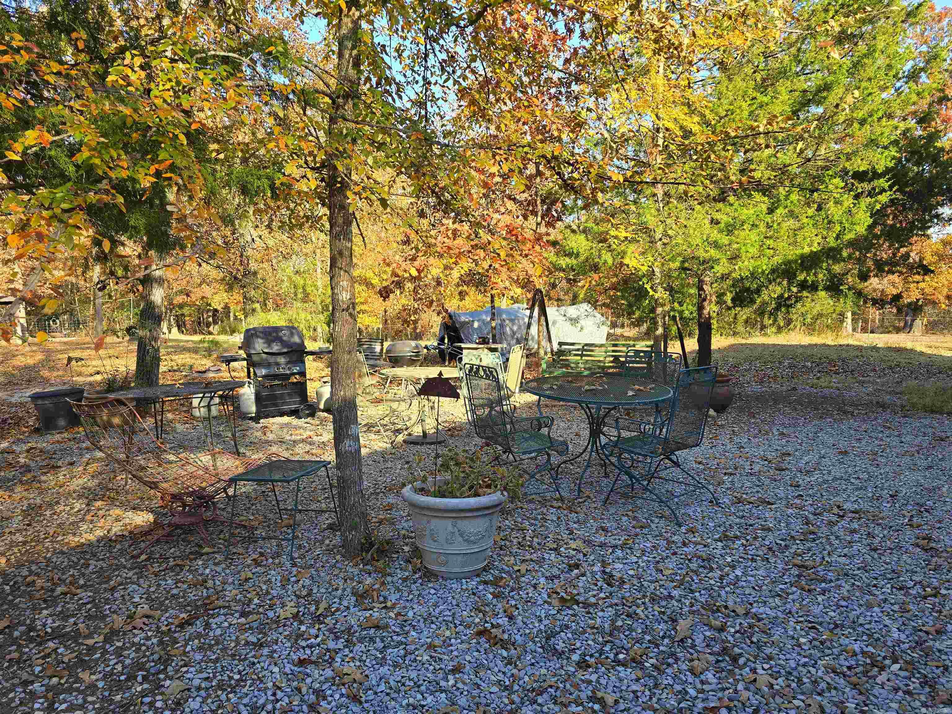 768 CR 153  Elizabeth, AR