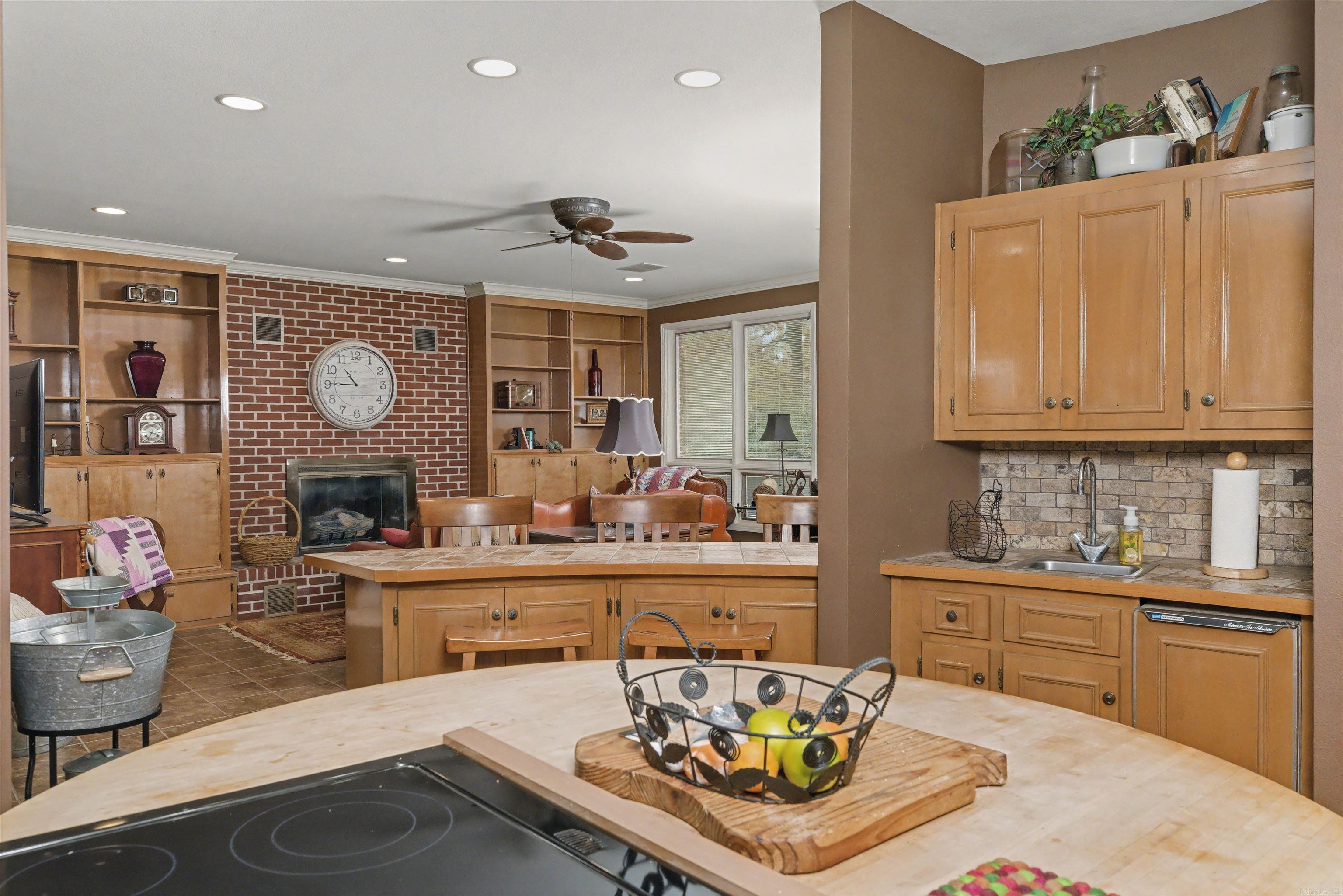 1605 W 35th  Pine Bluff, AR