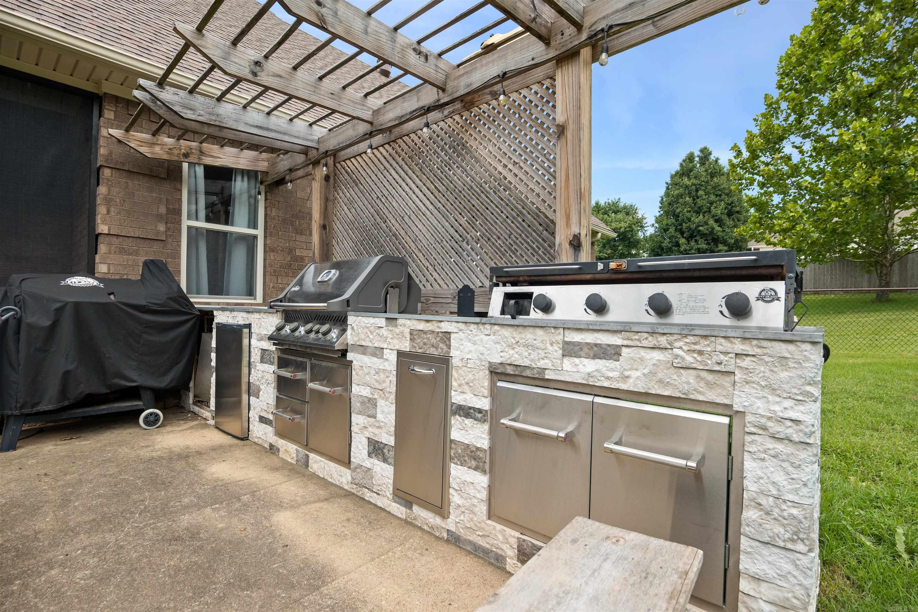 581 CR 130  Bono, AR