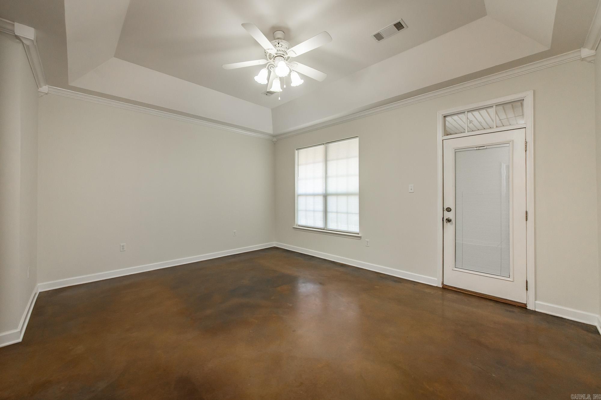 3383 Henderson  England, AR