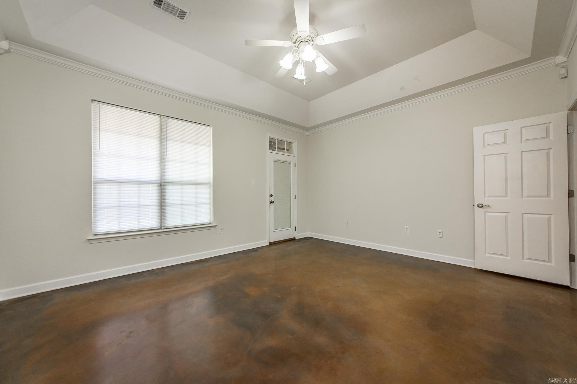 3383 Henderson  England, AR