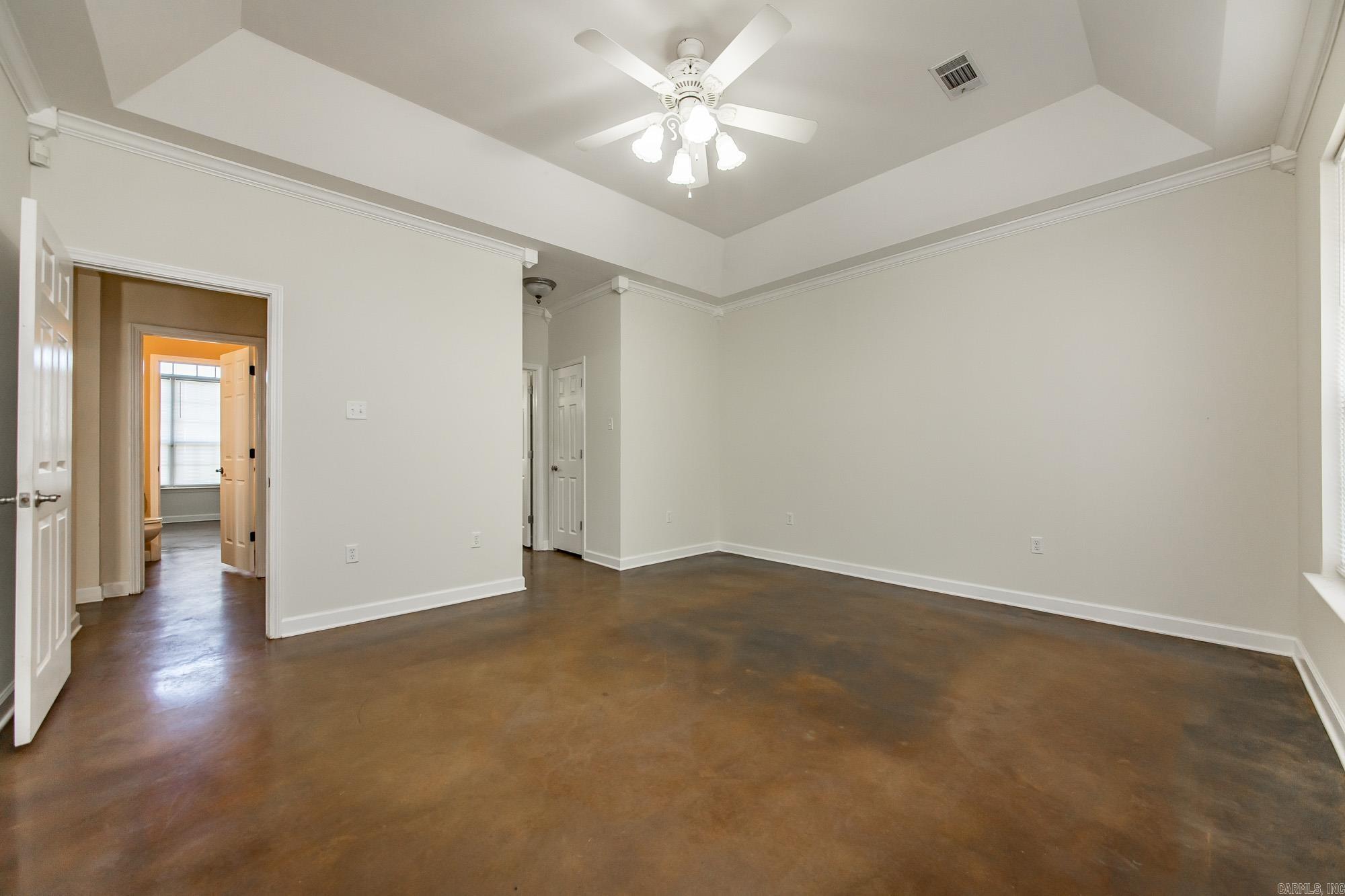 3383 Henderson  England, AR