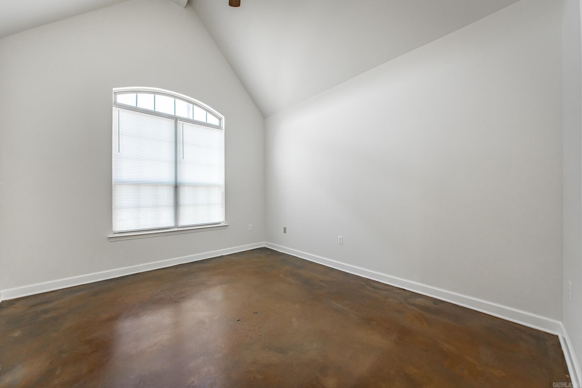 3383 Henderson  England, AR