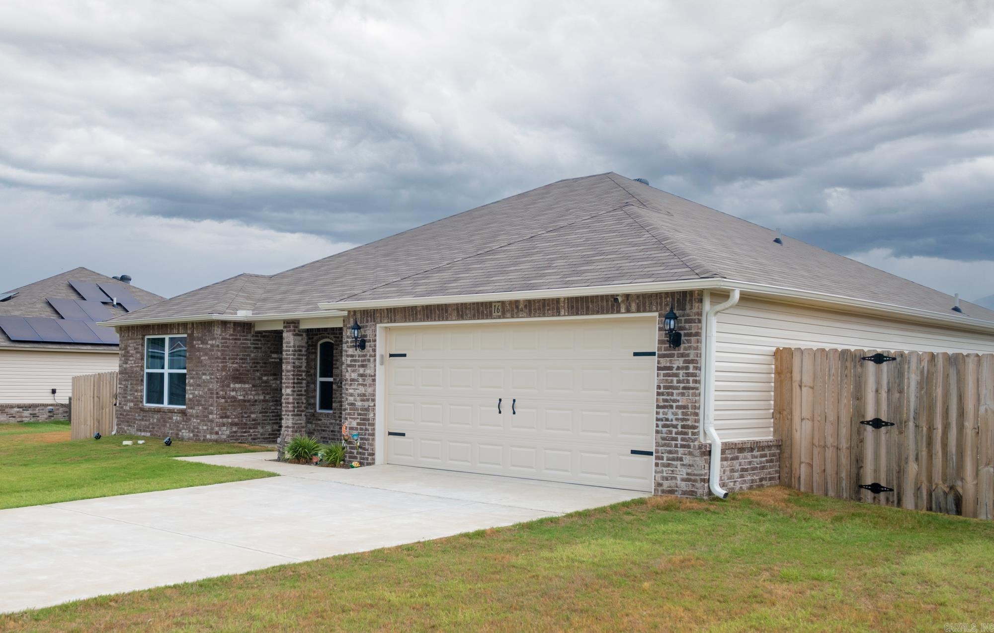 16 Saunder  Austin, AR