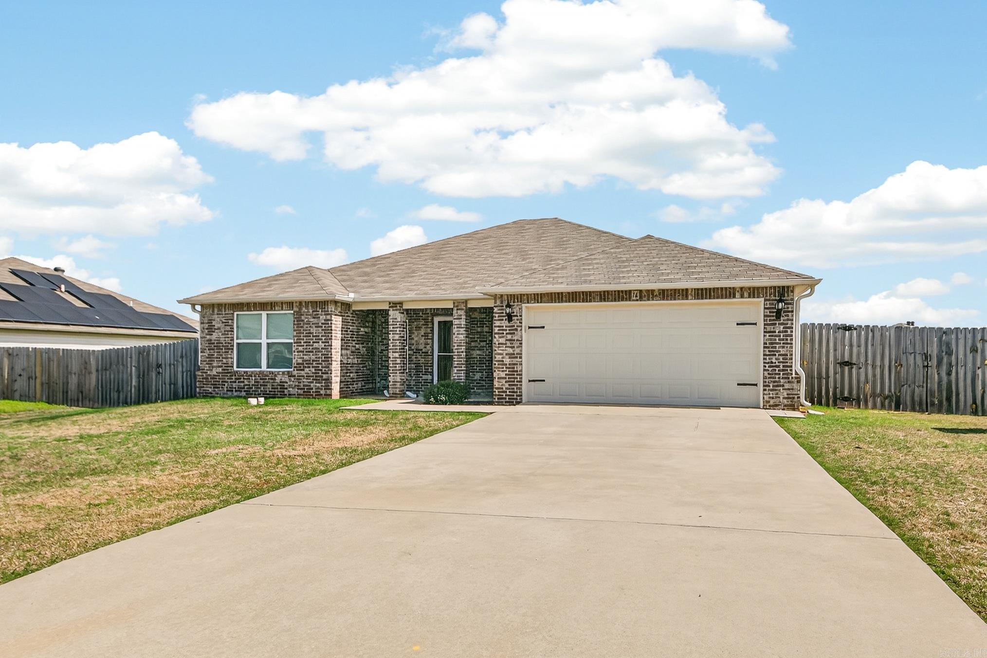 16 Saunder  Austin, AR