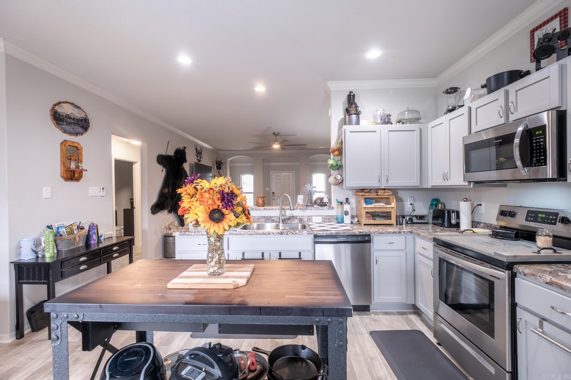 16 Saunder  Austin, AR