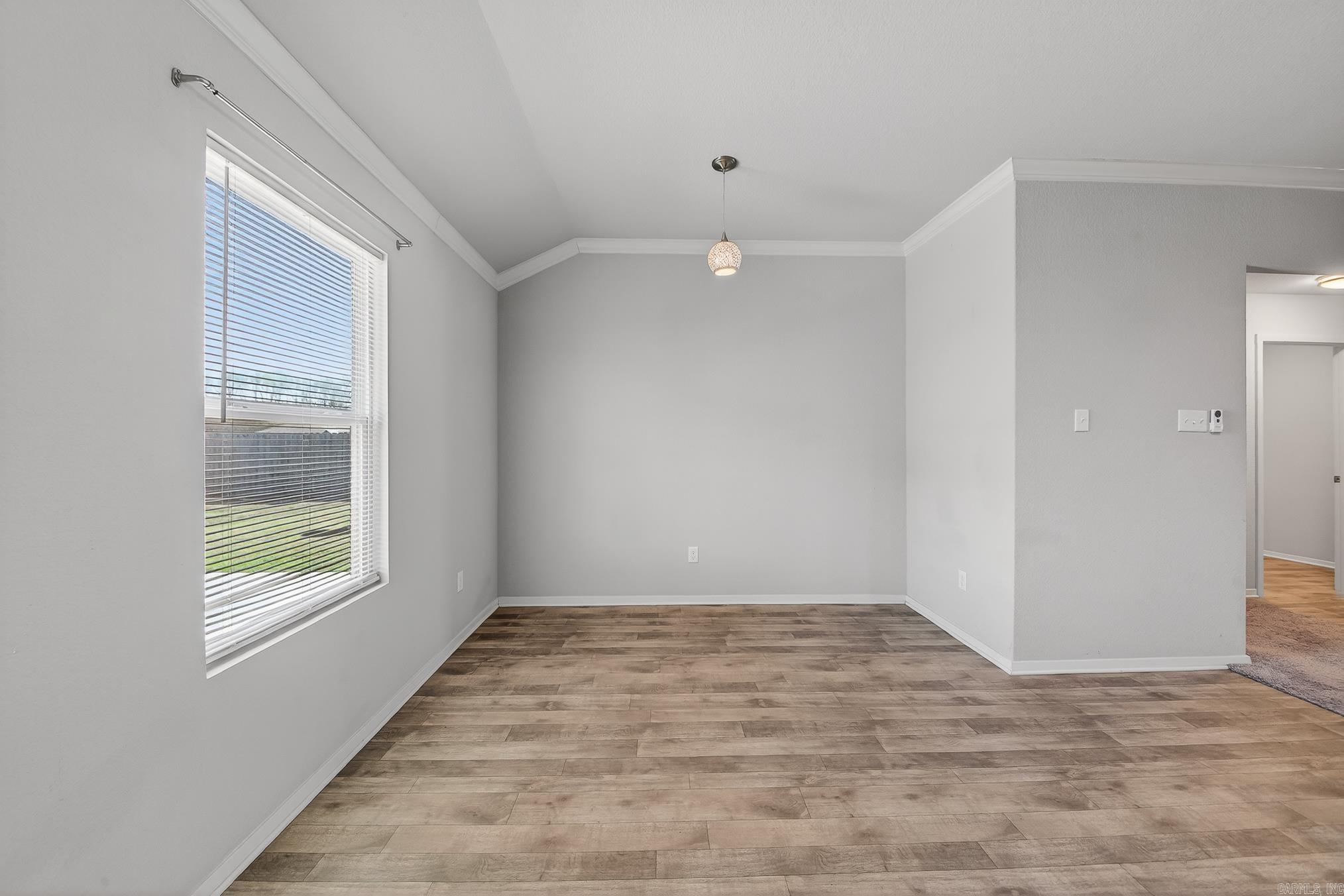 16 Saunder  Austin, AR