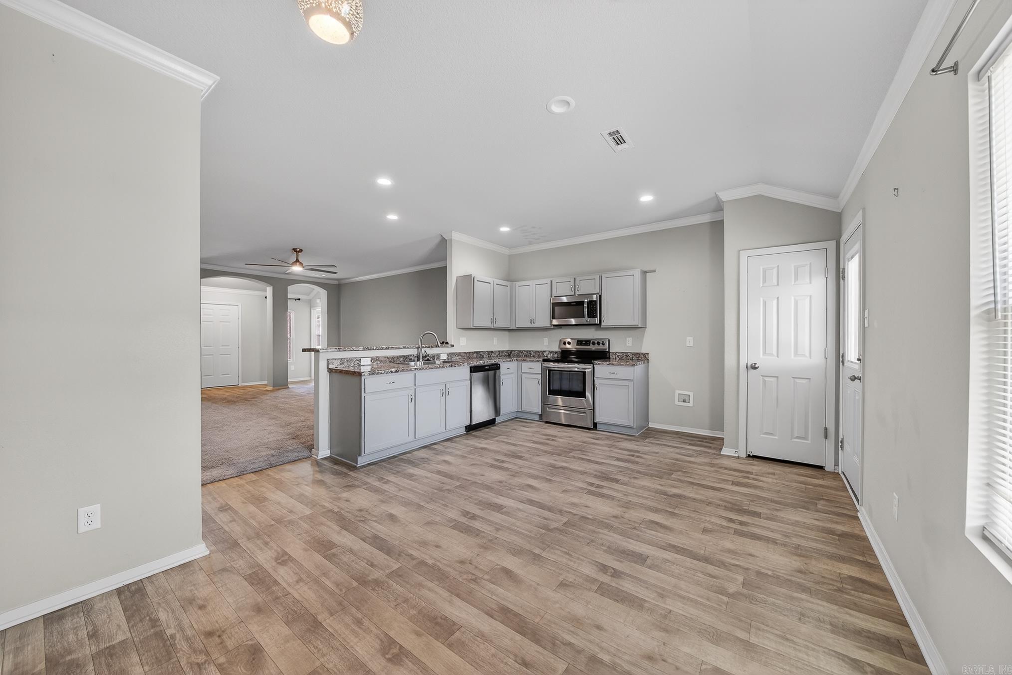 16 Saunder  Austin, AR