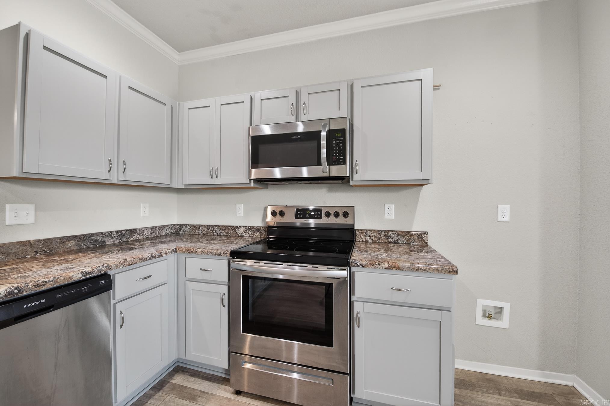 16 Saunder  Austin, AR