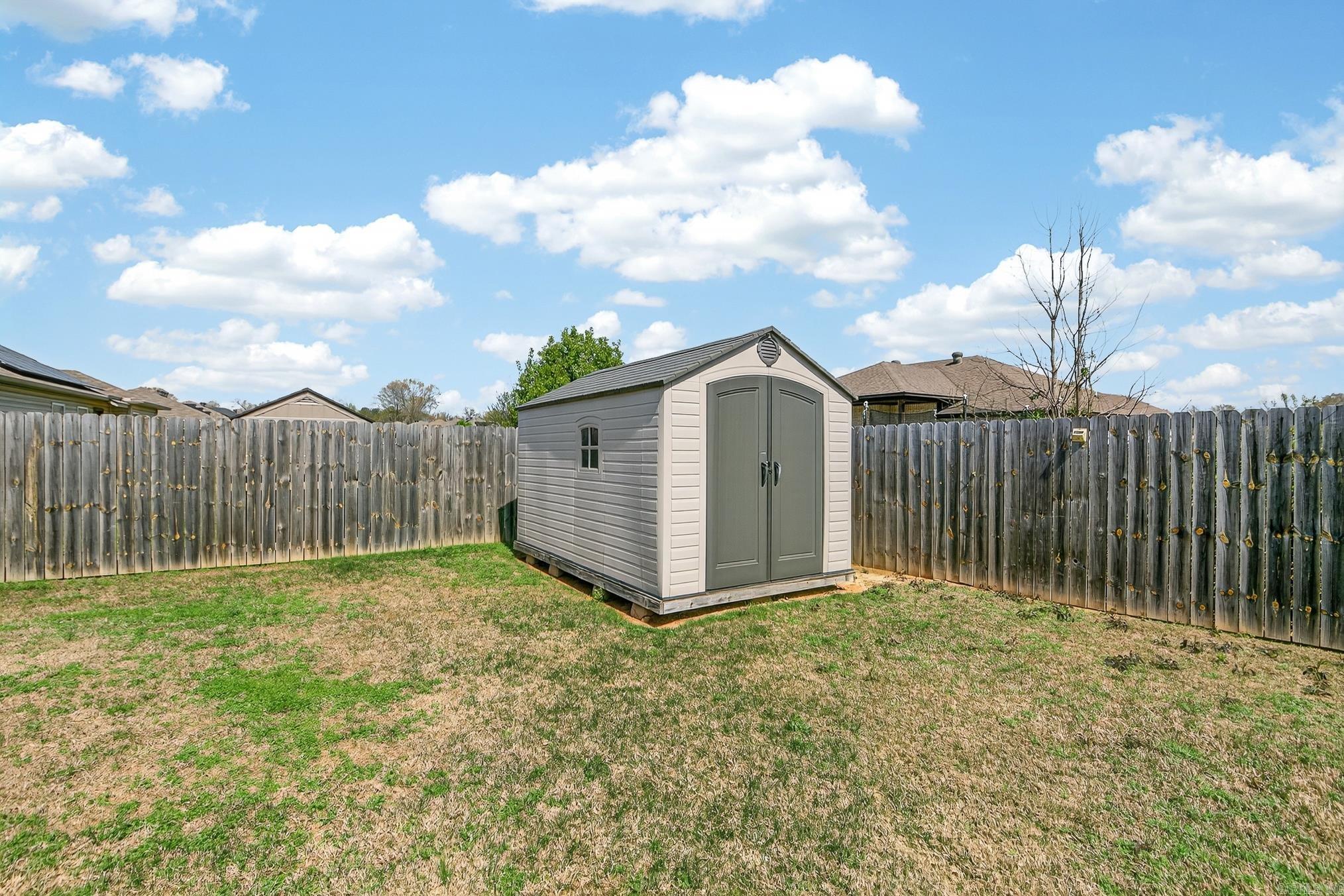 16 Saunder  Austin, AR