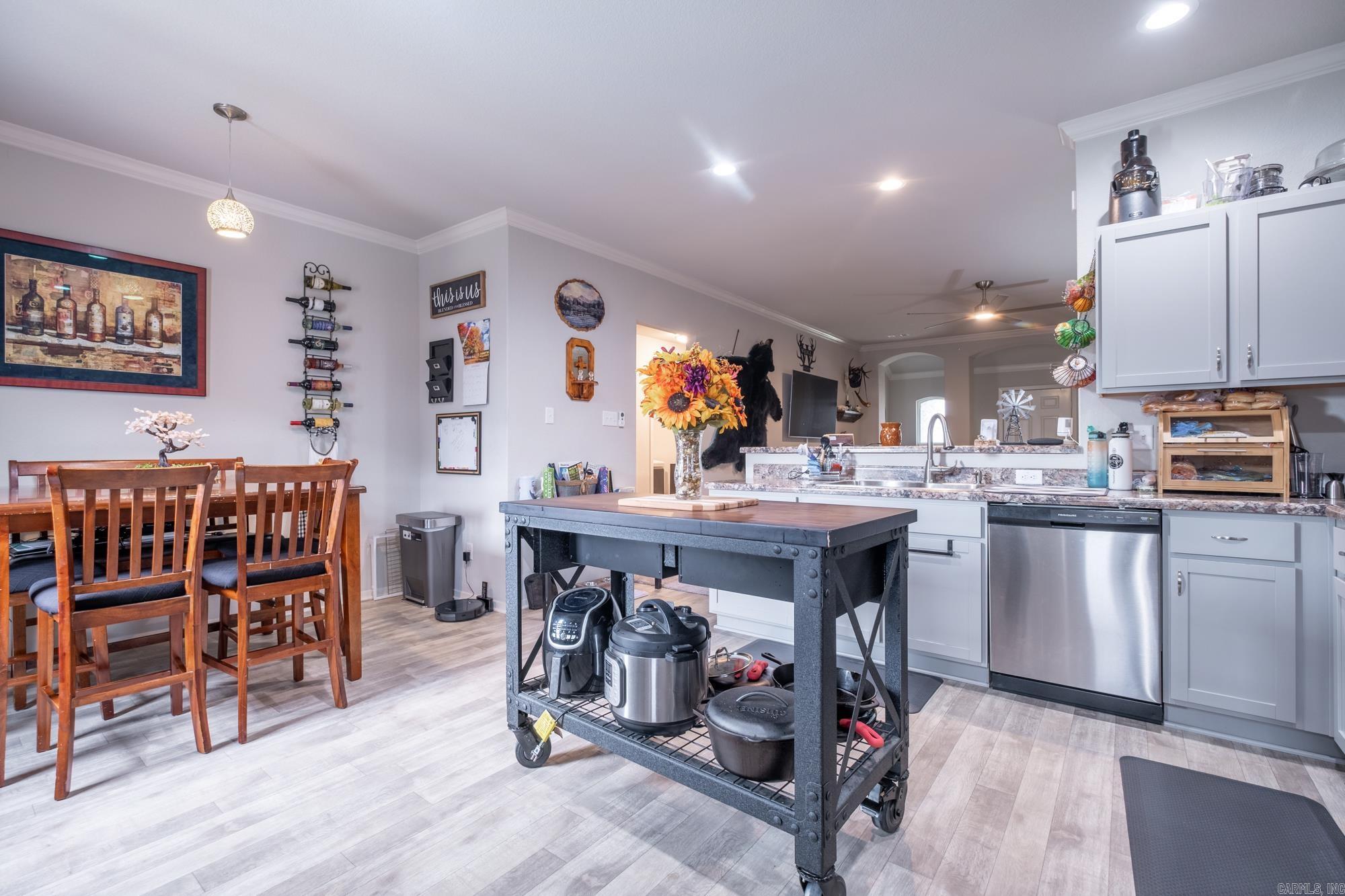 16 Saunder  Austin, AR