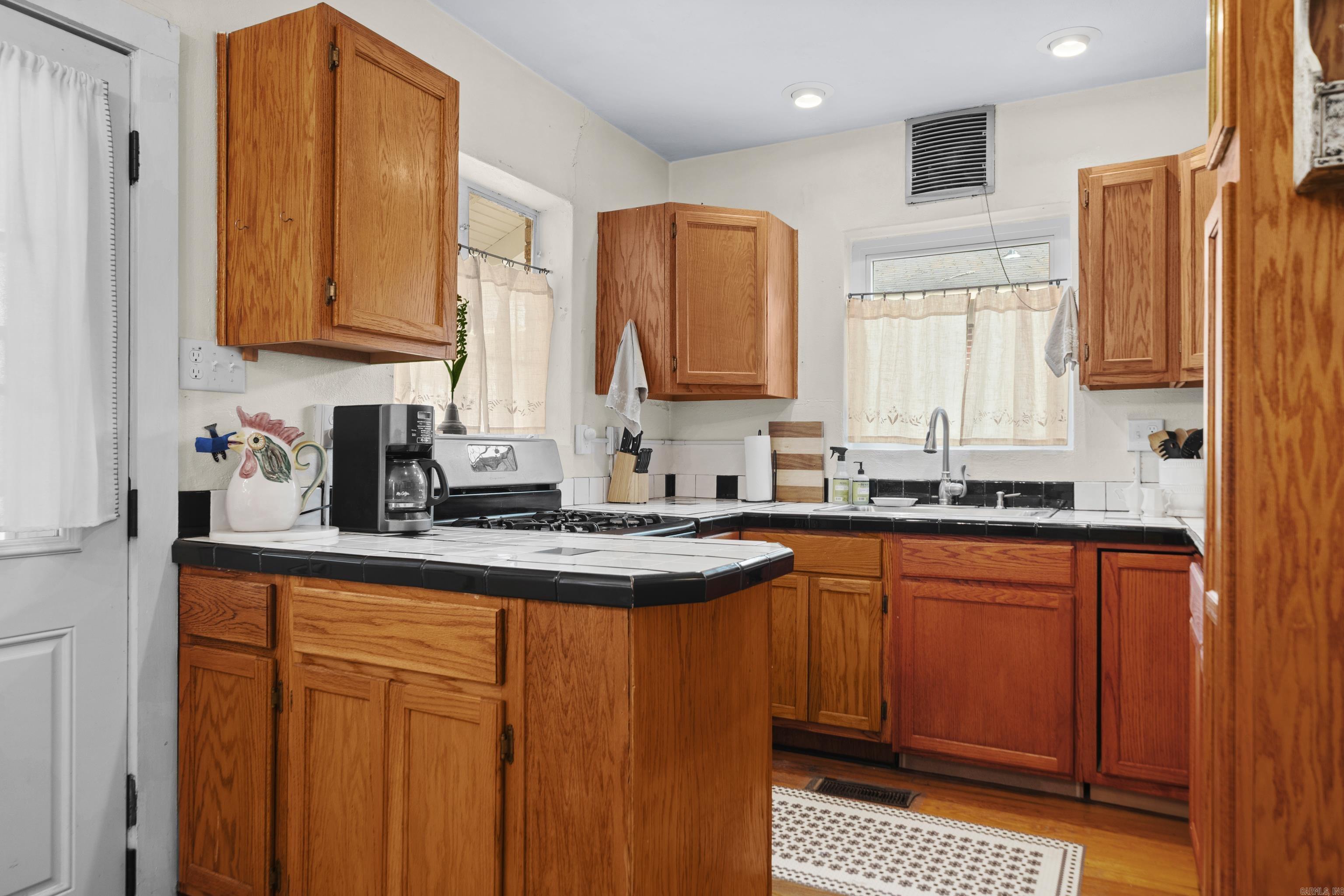 202 Pecan  Hot Springs, AR