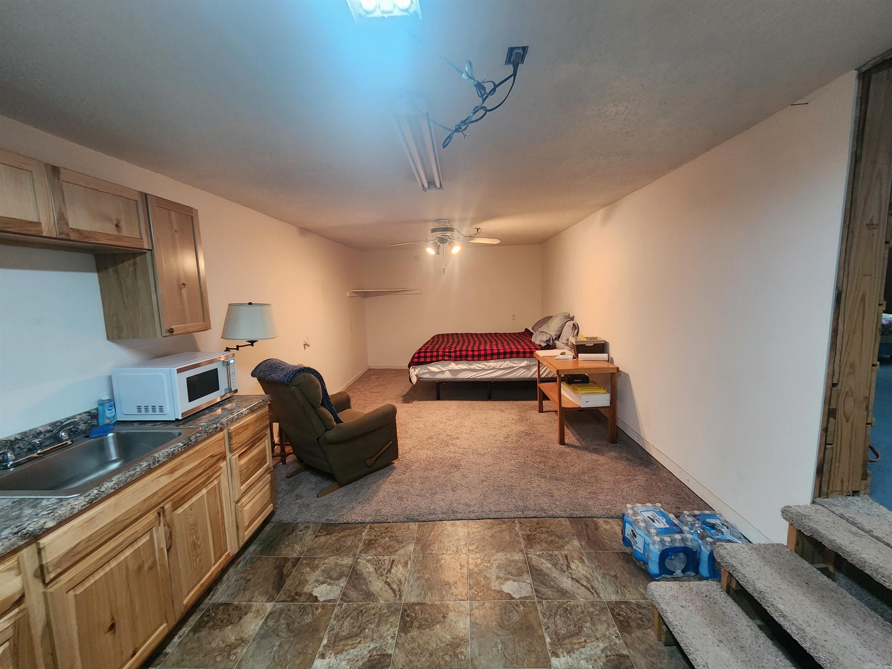 118 W Oak St  Cove, AR