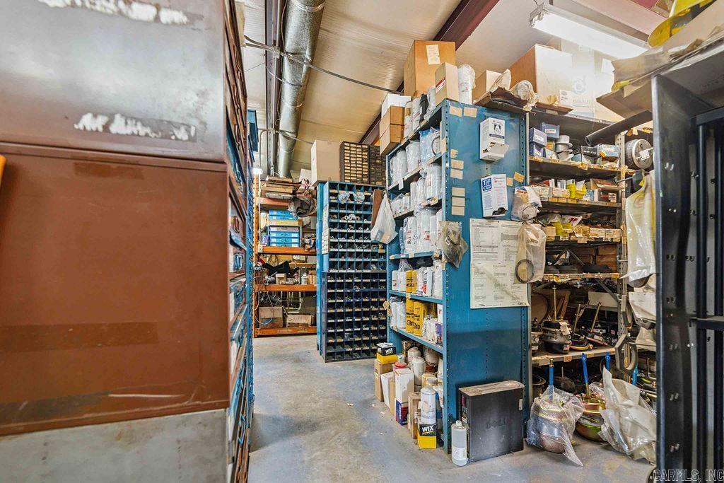 2687 Highway 65  Clinton, AR