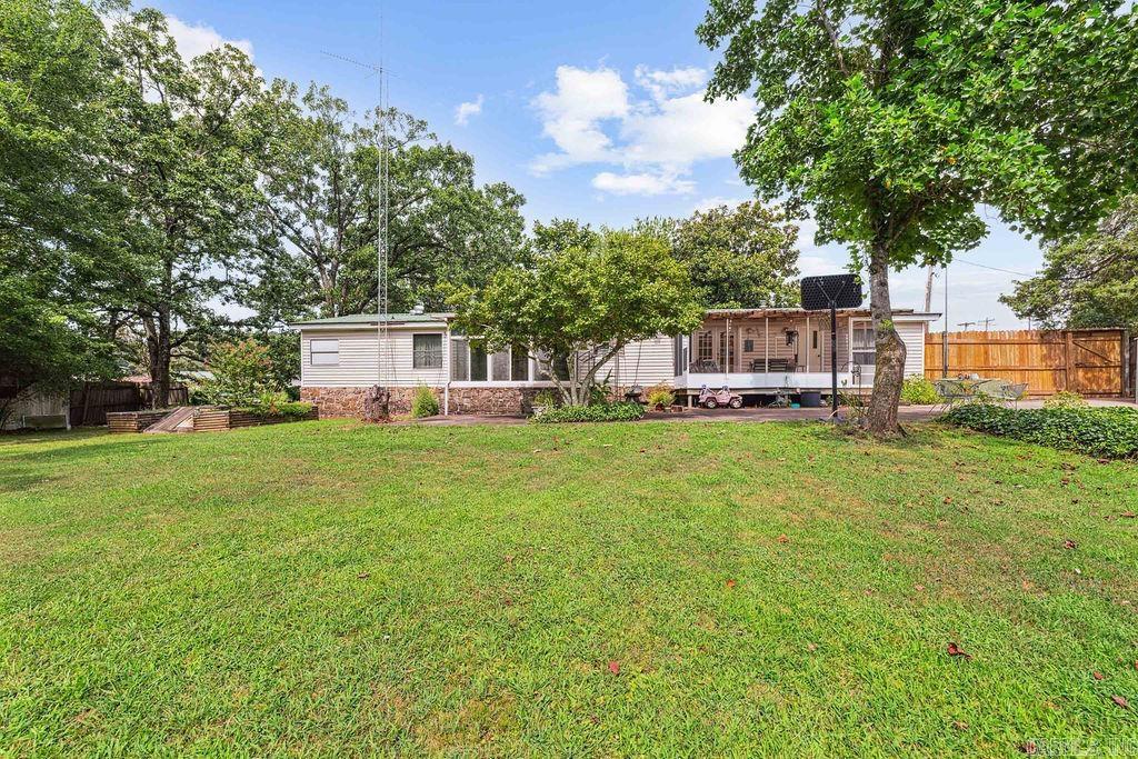 2687 Highway 65  Clinton, AR