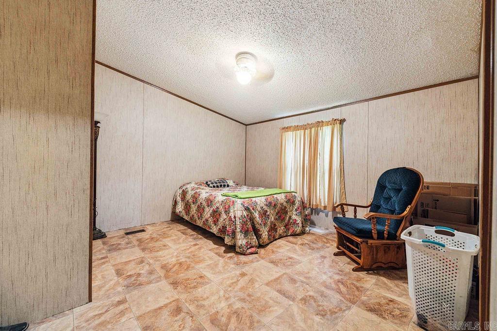 2687 Highway 65  Clinton, AR