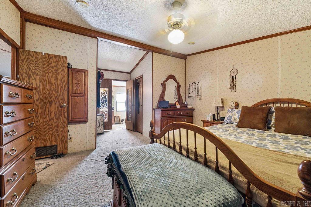 2687 Highway 65  Clinton, AR