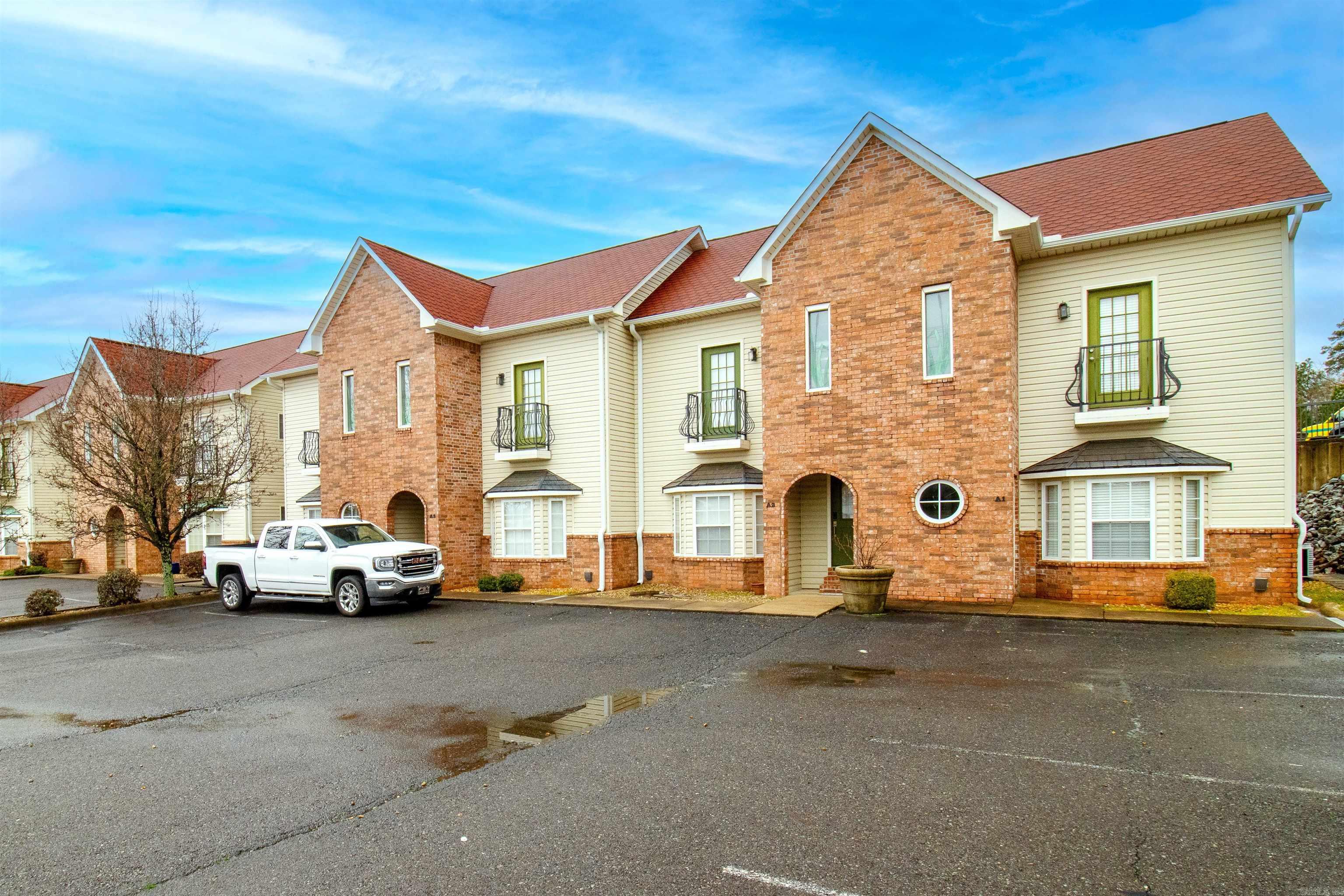 118 Pretti  Hot Springs, AR