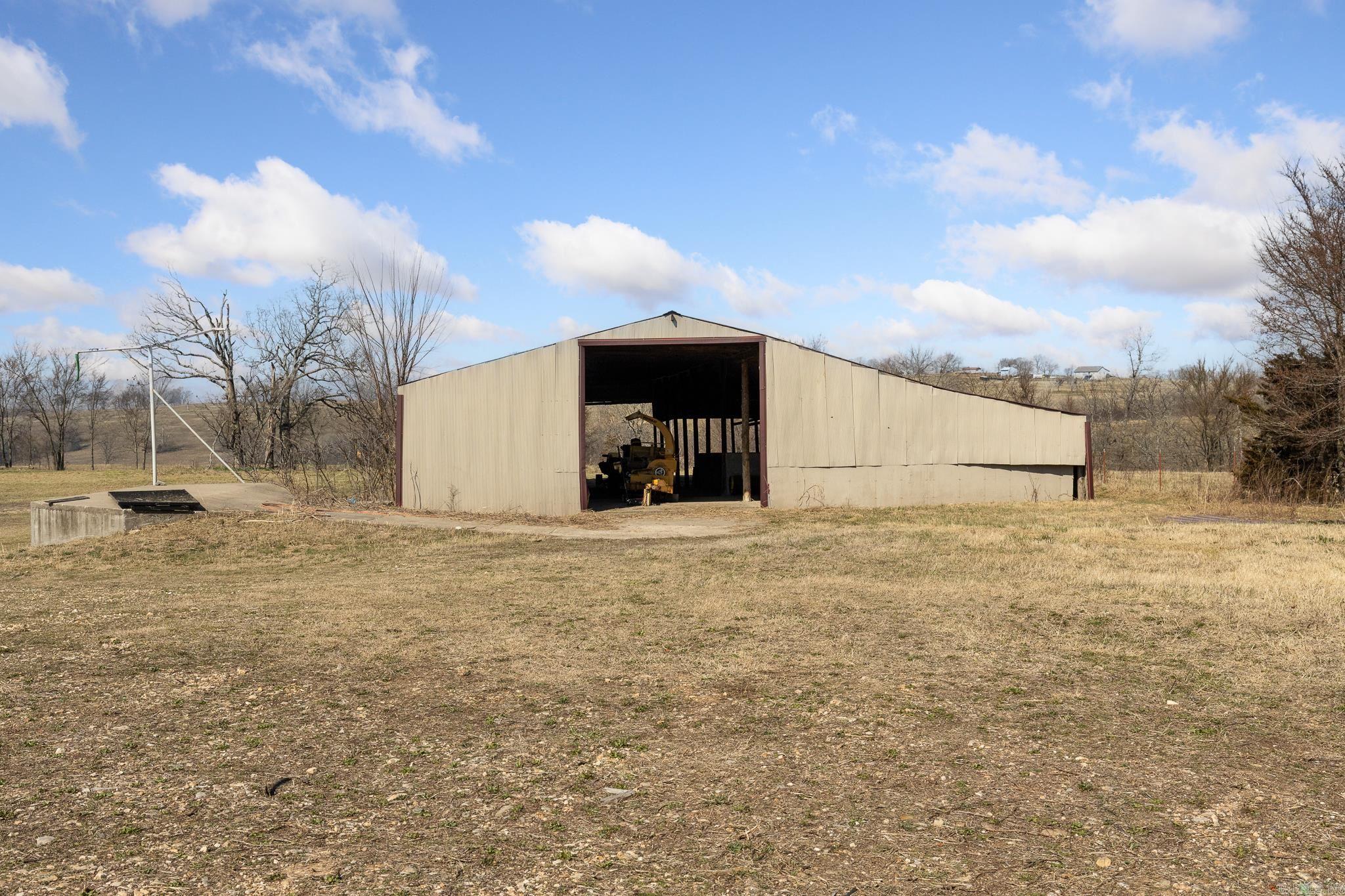 379 14  Lead Hill, AR